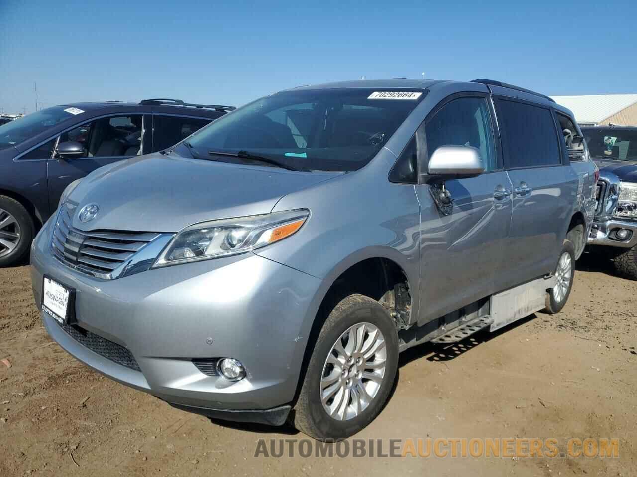 5TDYZ3DC6HS805718 TOYOTA All Models 2017