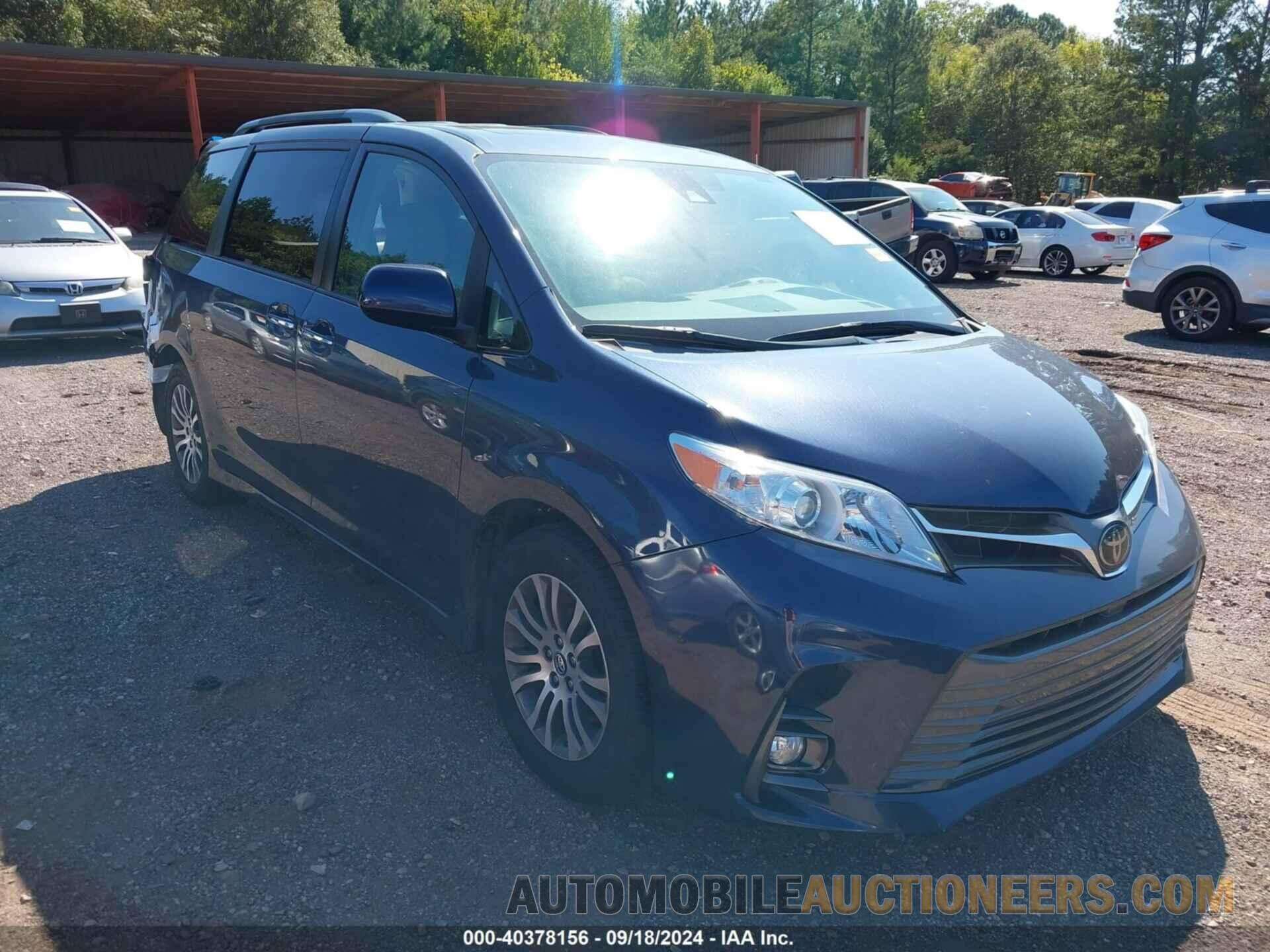 5TDYZ3DC6JS958461 TOYOTA SIENNA 2018