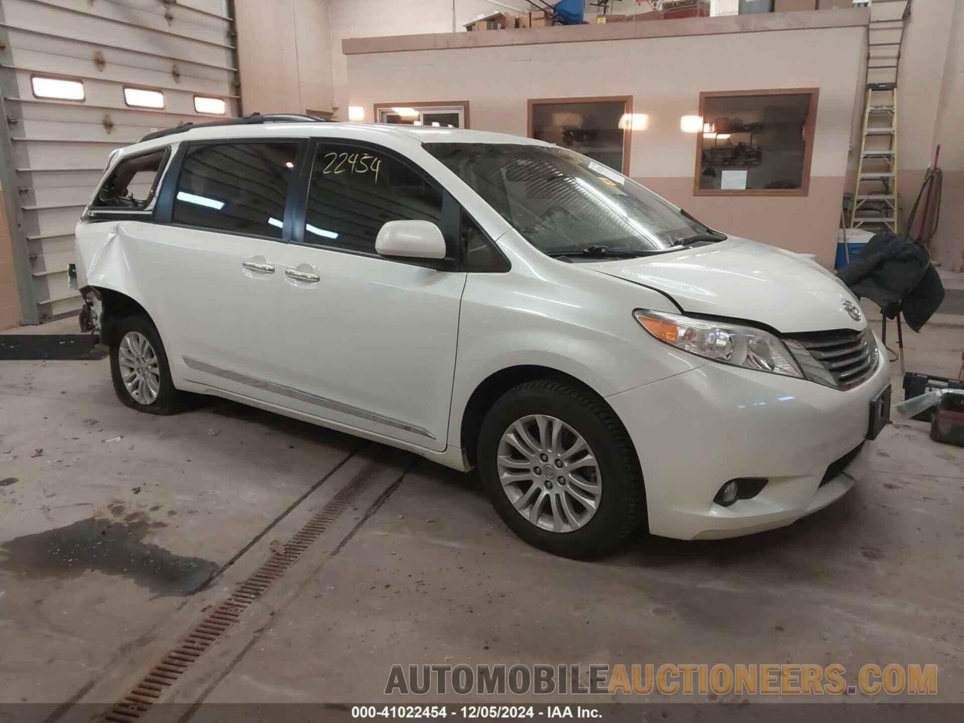 5TDYZ3DC7HS887801 TOYOTA SIENNA 2017