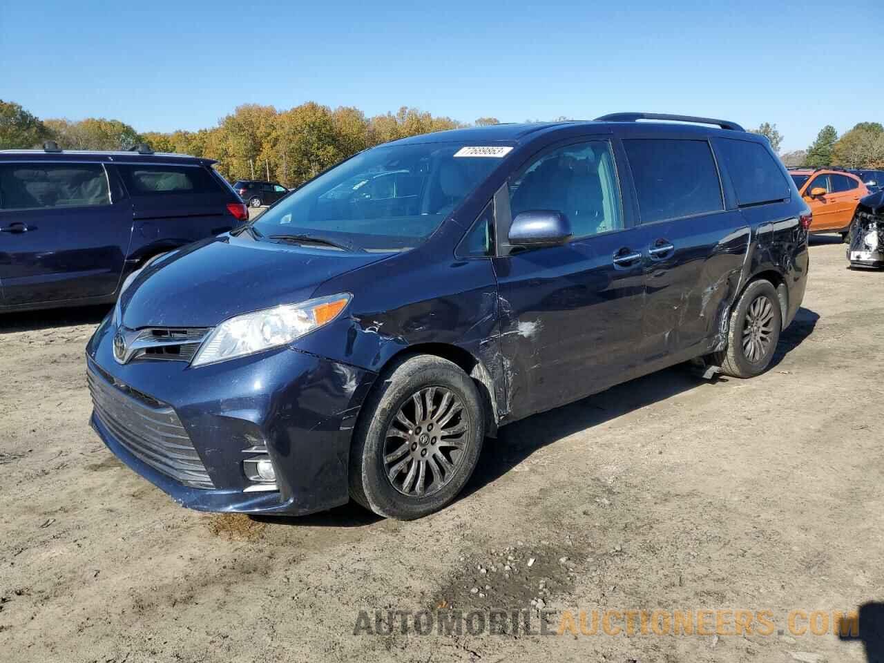 5TDYZ3DC7JS915215 TOYOTA All Models 2018