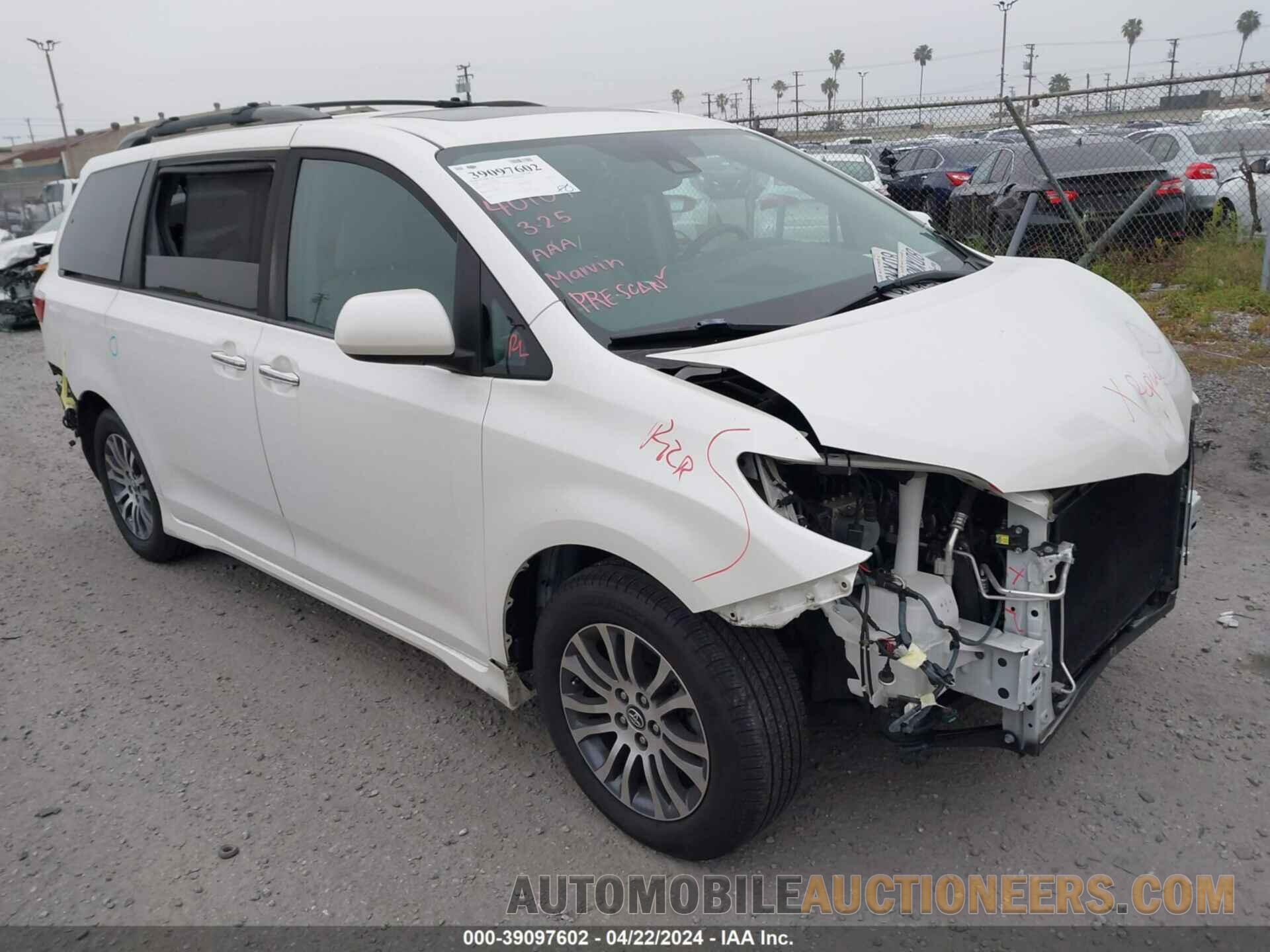 5TDYZ3DC7JS940759 TOYOTA SIENNA 2018