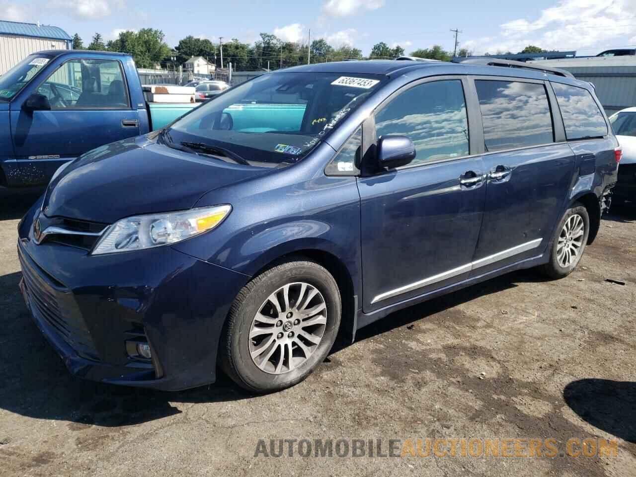 5TDYZ3DC7JS951695 TOYOTA All Models 2018