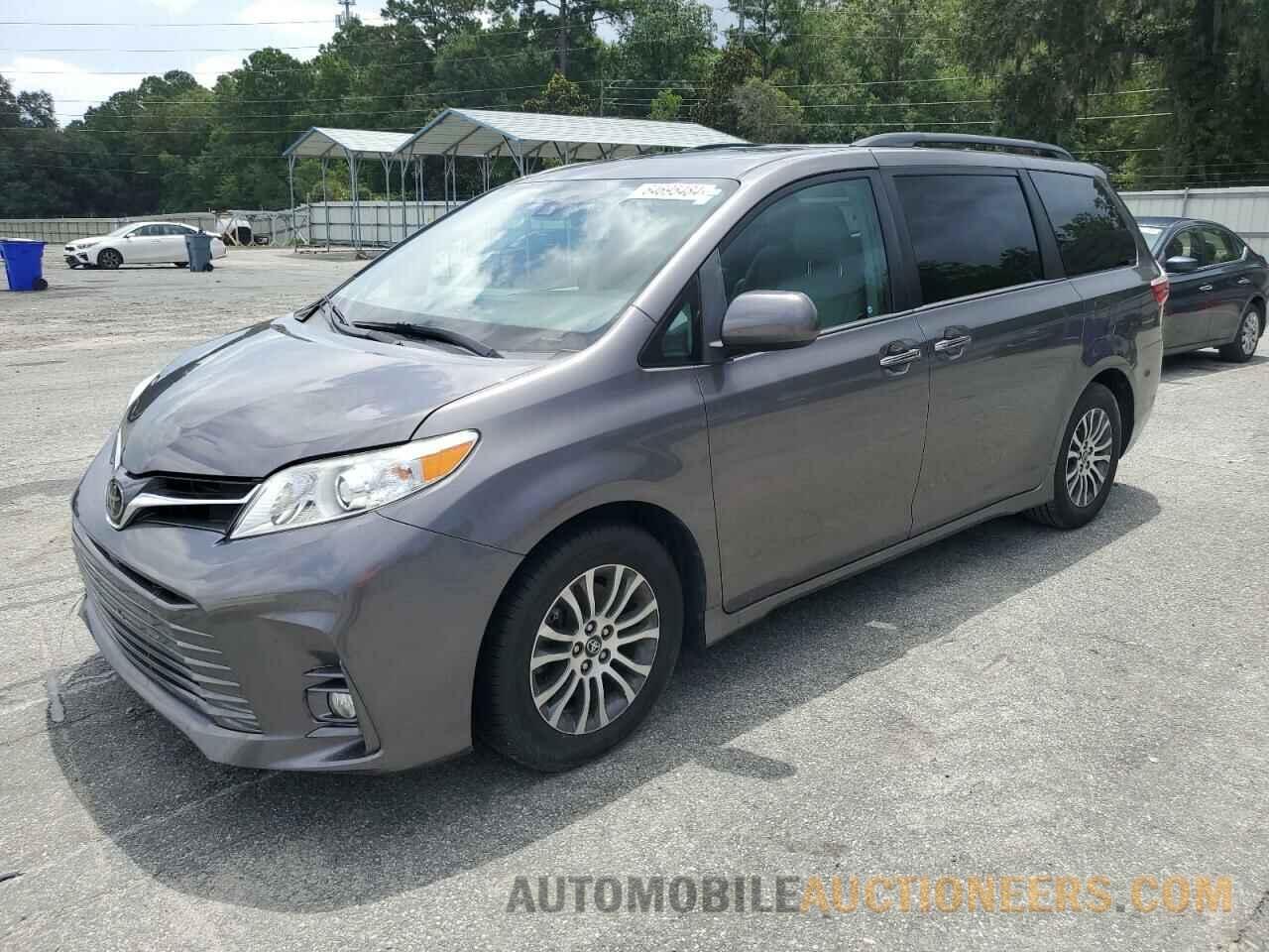 5TDYZ3DC7JS962860 TOYOTA All Models 2018