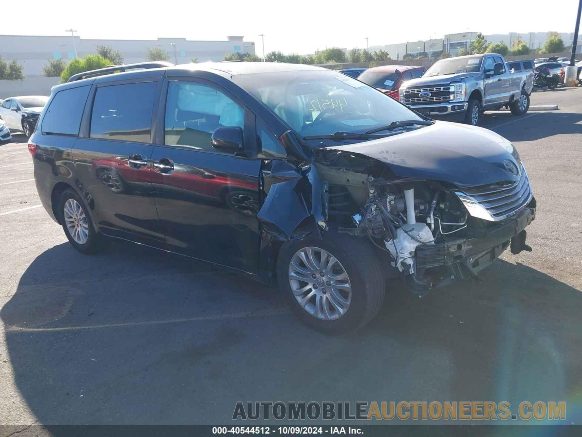 5TDYZ3DC8HS844892 TOYOTA SIENNA 2017