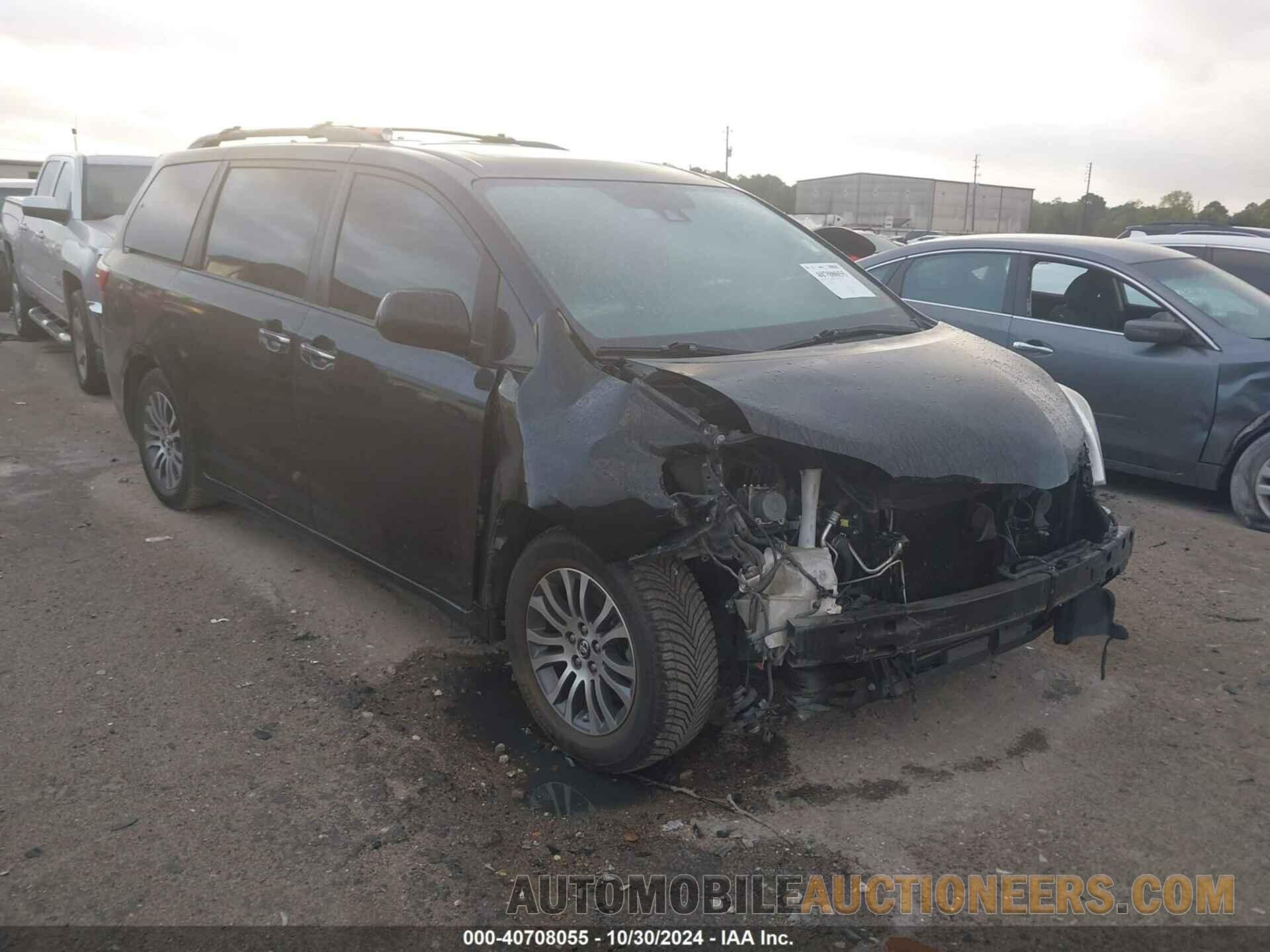 5TDYZ3DC8JS900996 TOYOTA SIENNA 2018