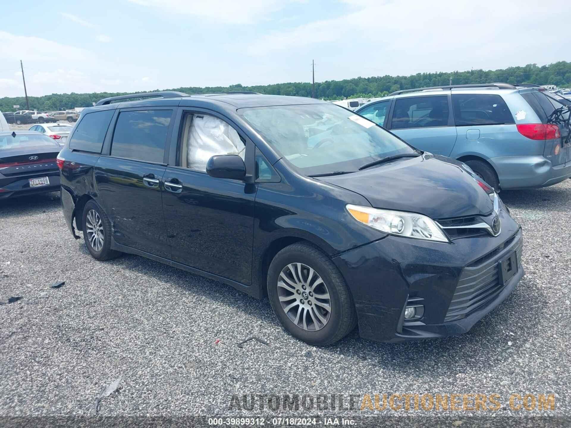 5TDYZ3DC8JS908676 TOYOTA SIENNA 2018