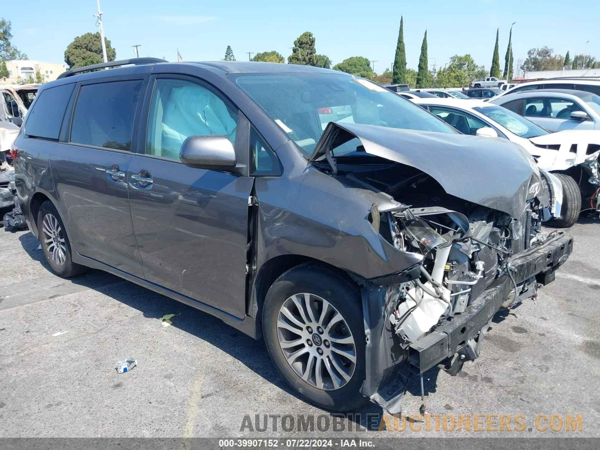 5TDYZ3DC8JS909018 TOYOTA SIENNA 2018