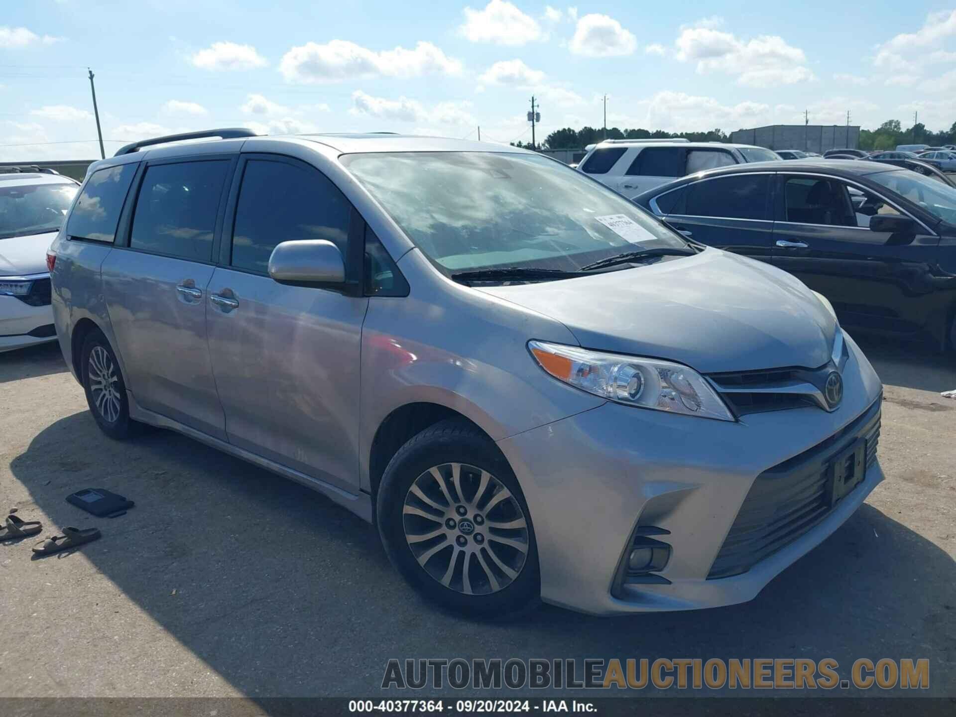 5TDYZ3DC8JS917474 TOYOTA SIENNA 2018