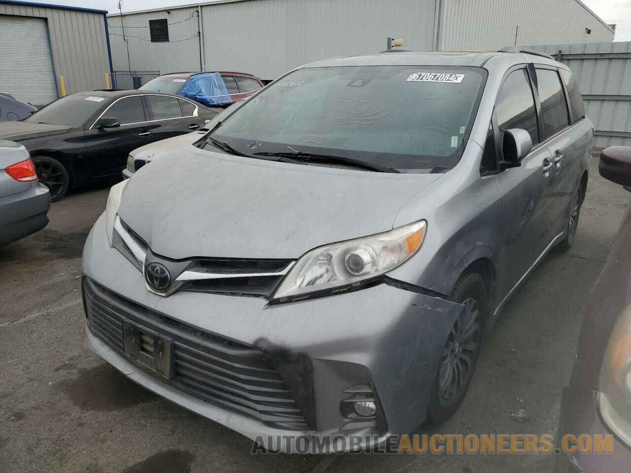 5TDYZ3DC8JS934873 TOYOTA All Models 2018