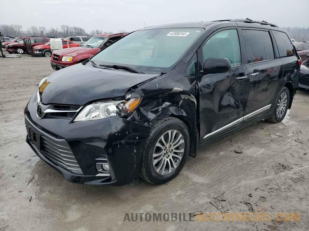 5TDYZ3DC8JS939829 TOYOTA All Models 2018