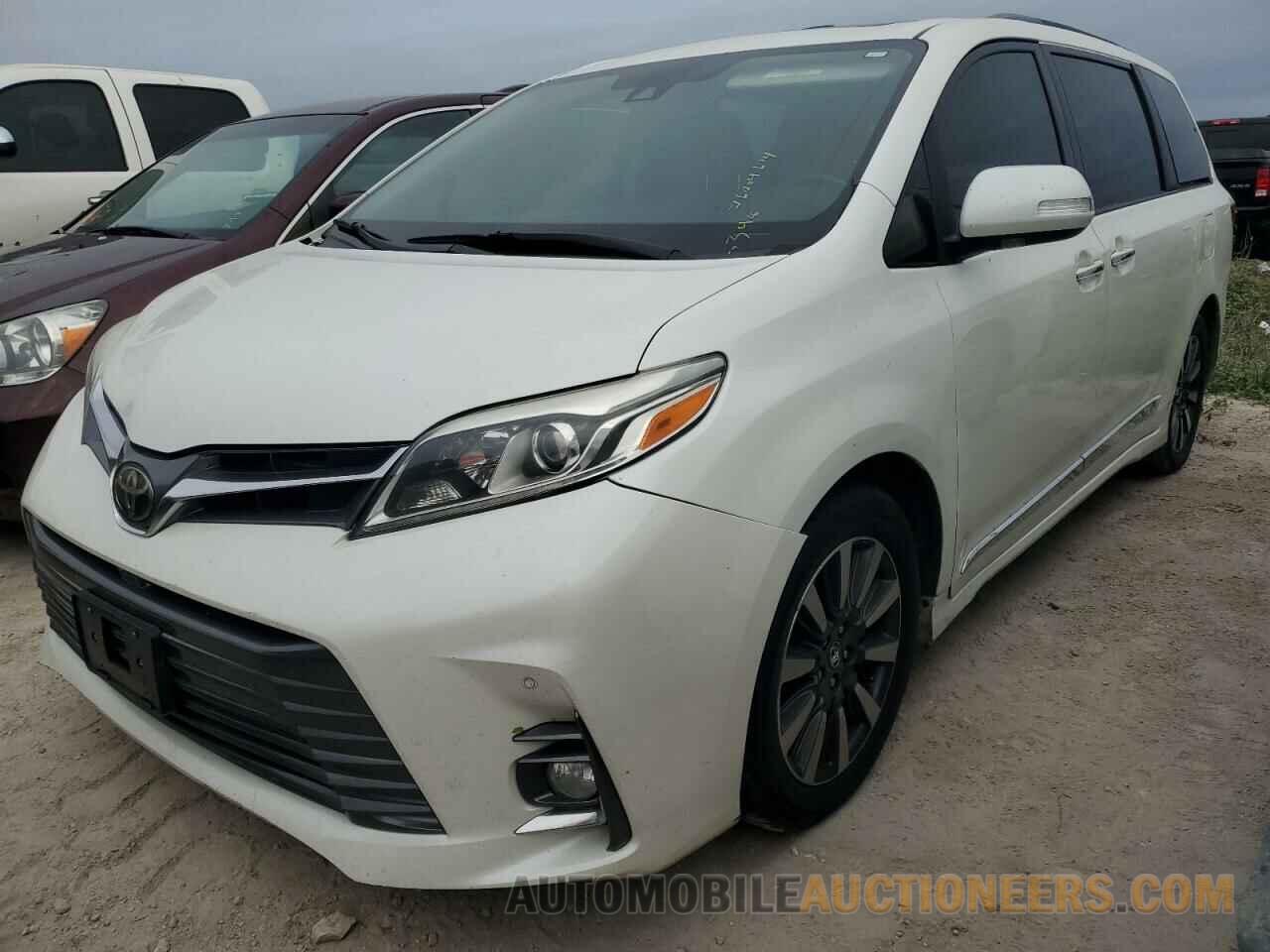 5TDYZ3DC8JS948482 TOYOTA All Models 2018