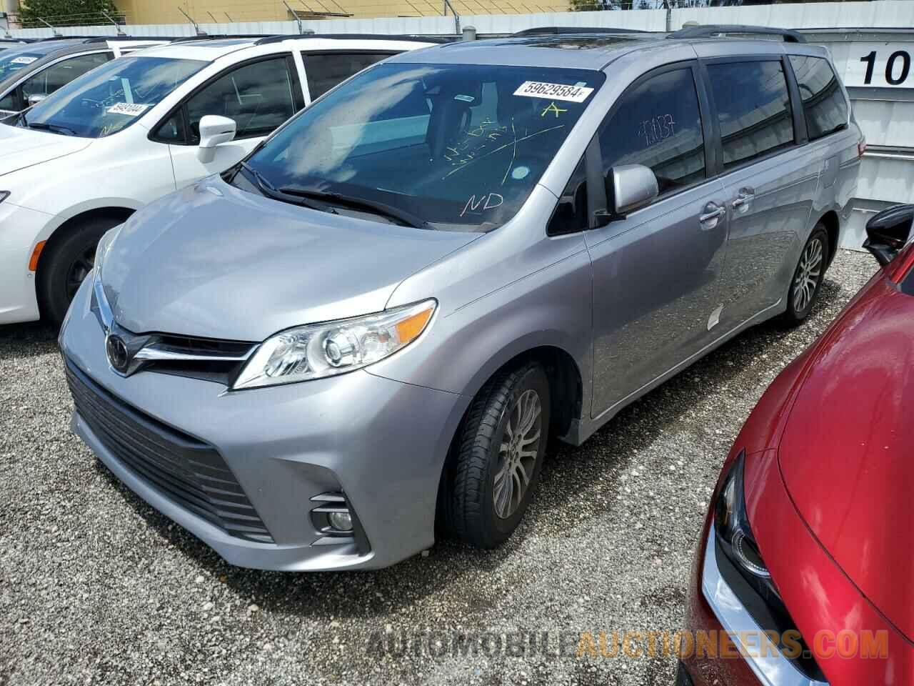 5TDYZ3DC8JS964276 TOYOTA All Models 2018