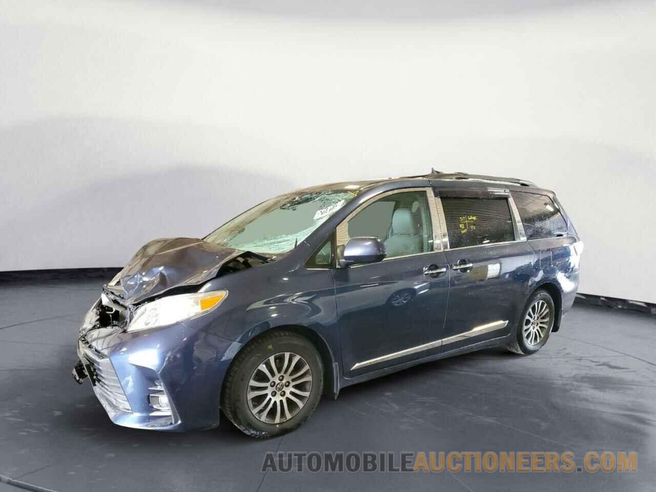 5TDYZ3DC8KS966742 TOYOTA SIENNA 2019