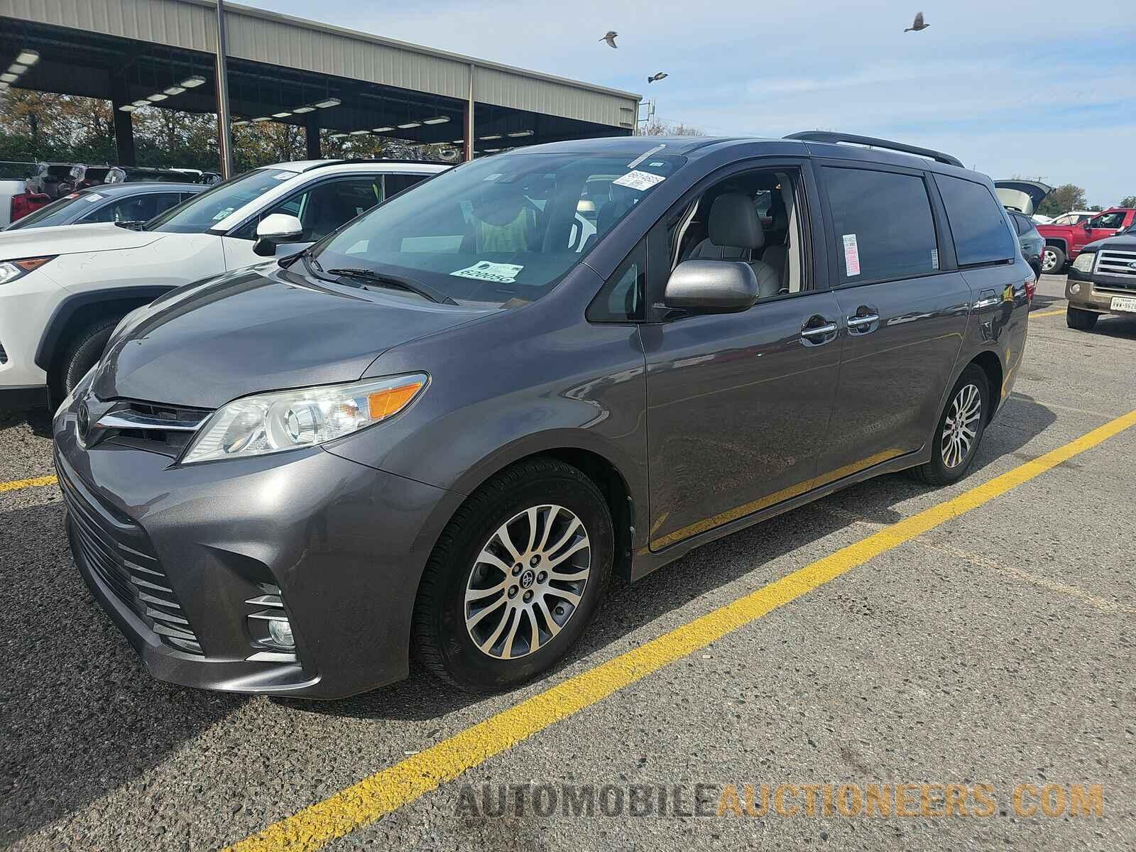 5TDYZ3DC8LS037653 Toyota Sienna 2020