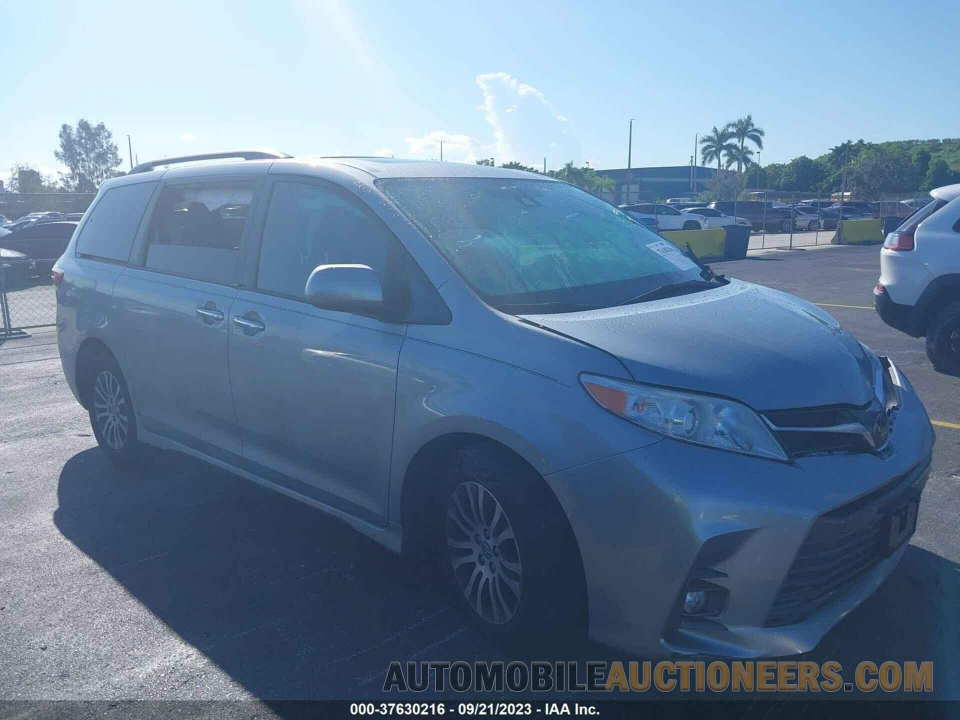 5TDYZ3DC8LS064979 TOYOTA SIENNA 2020