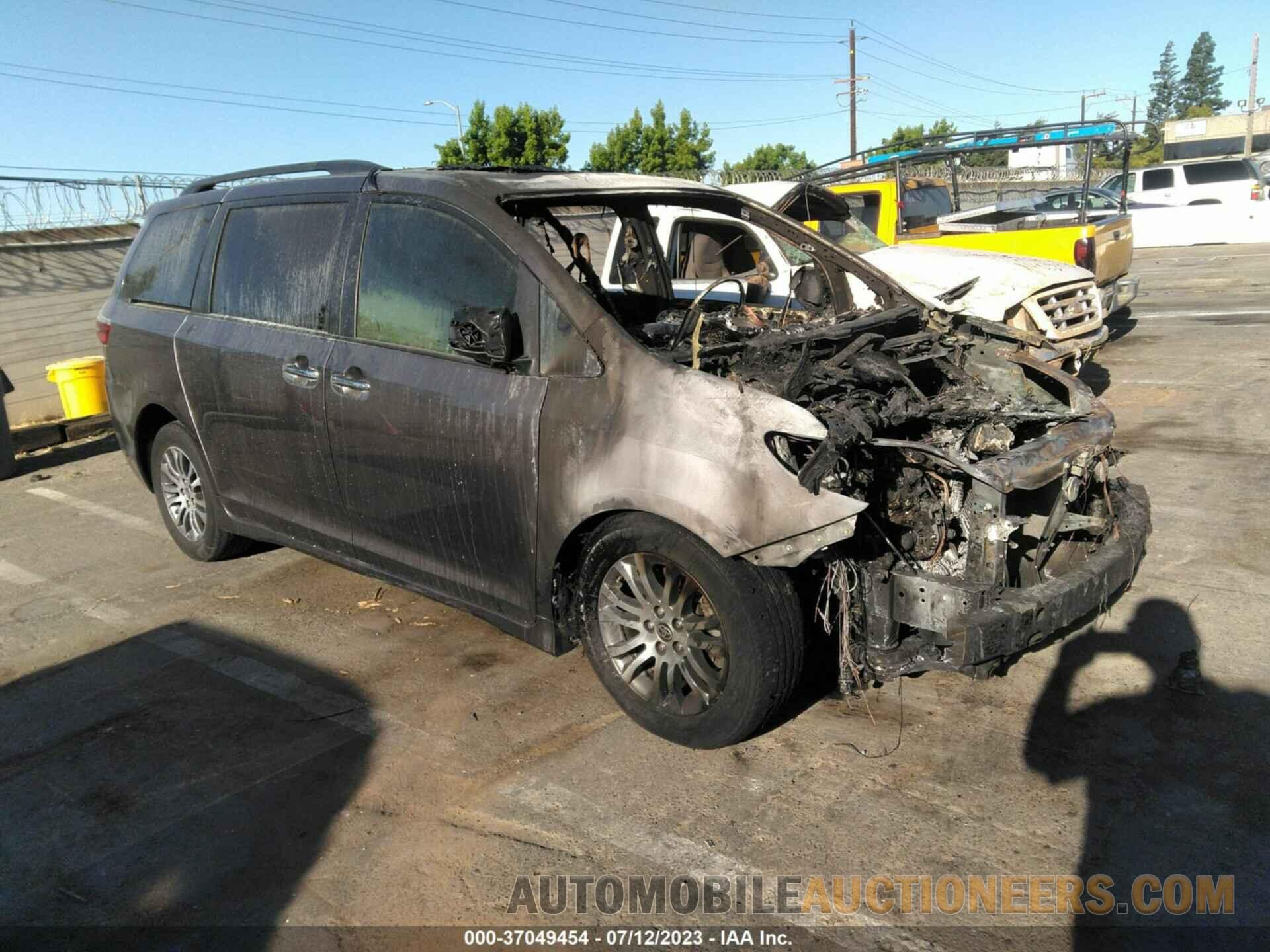 5TDYZ3DC8LS072192 TOYOTA SIENNA 2020