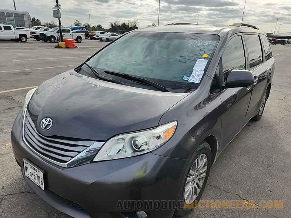 5TDYZ3DC9HS818480 Toyota Sienna 2017