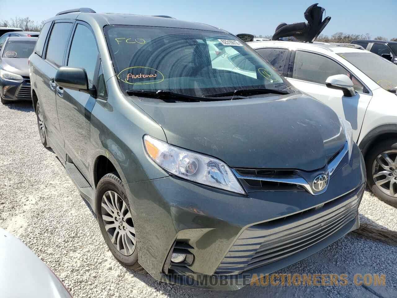 5TDYZ3DC9JS937300 TOYOTA SIENNA 2018