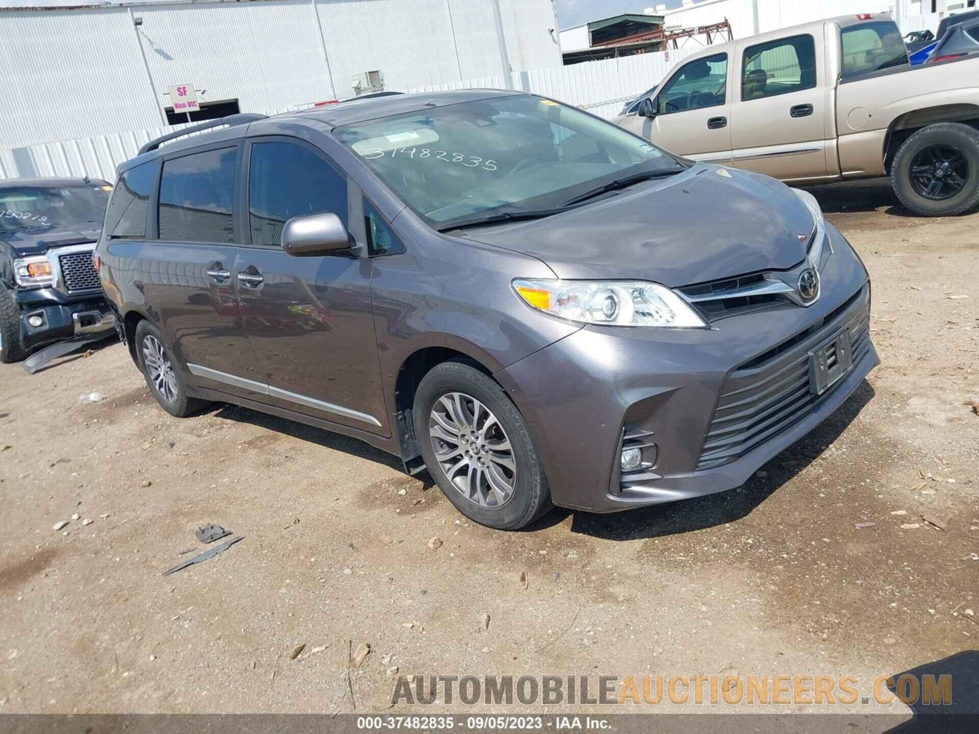 5TDYZ3DC9JS955277 TOYOTA SIENNA 2018