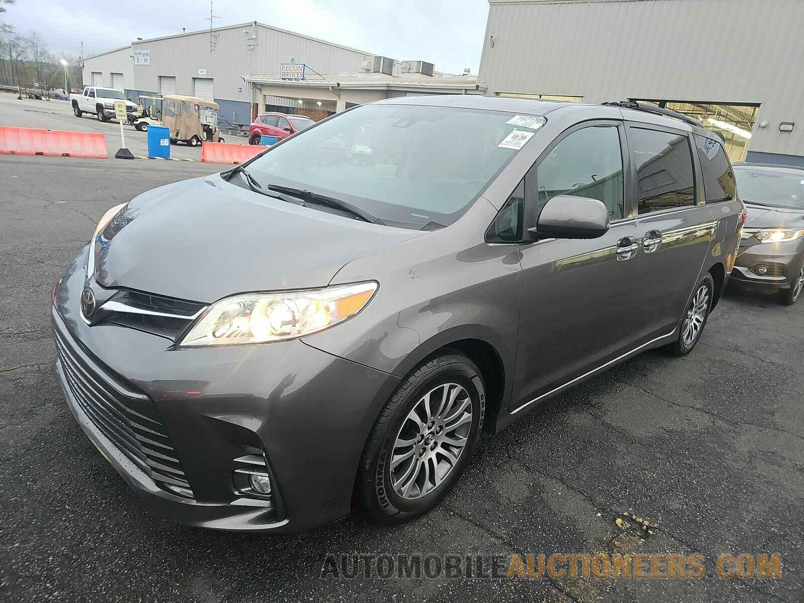 5TDYZ3DC9KS016051 Toyota Sienna 2019