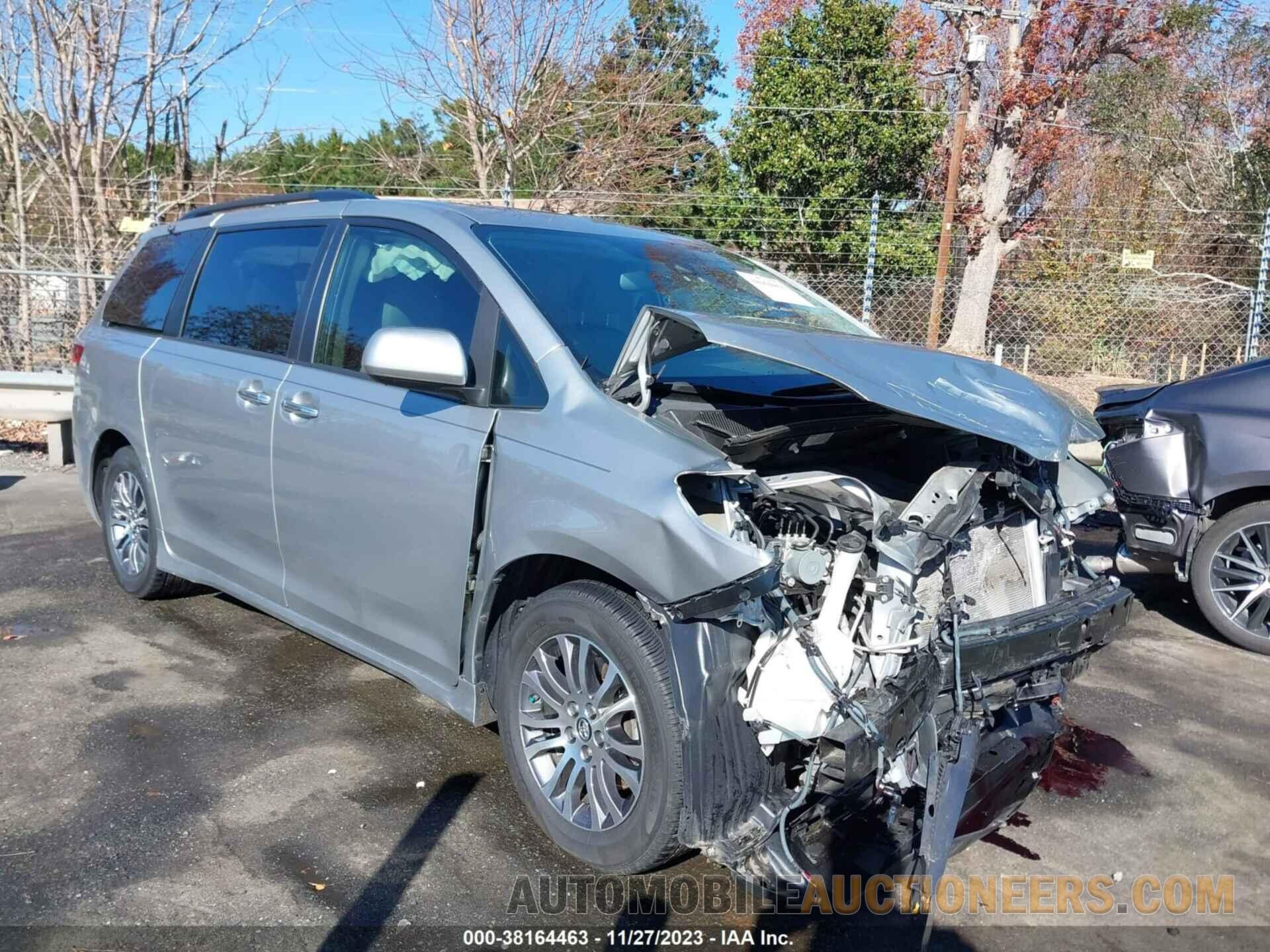 5TDYZ3DC9KS967382 TOYOTA SIENNA 2019