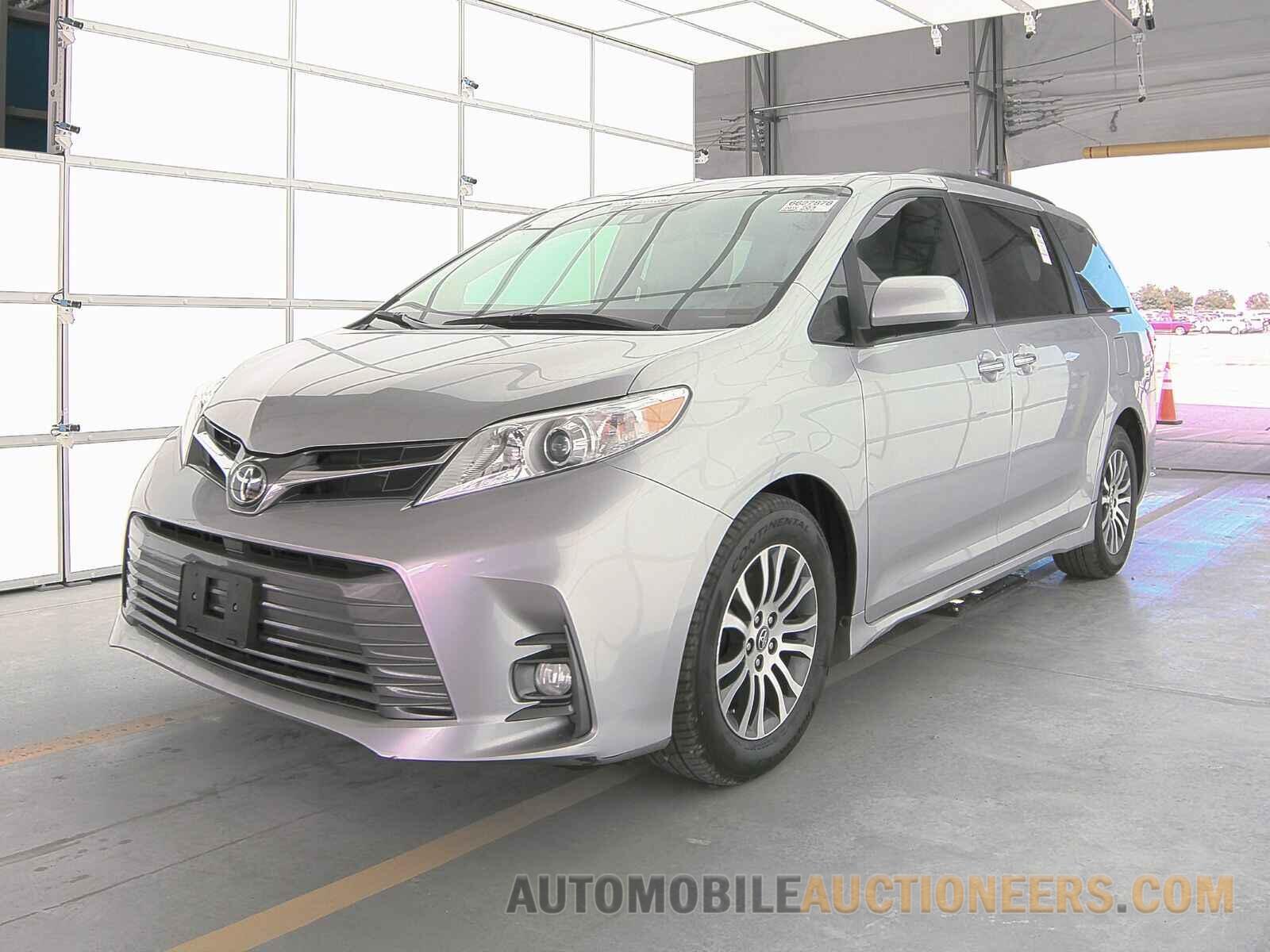 5TDYZ3DC9KS978558 Toyota Sienna 2019