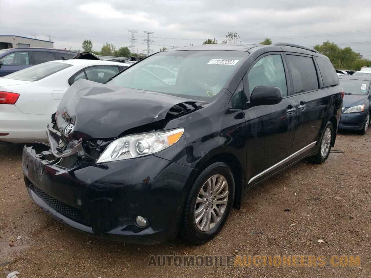 5TDYZ3DCXHS766986 TOYOTA All Models 2017