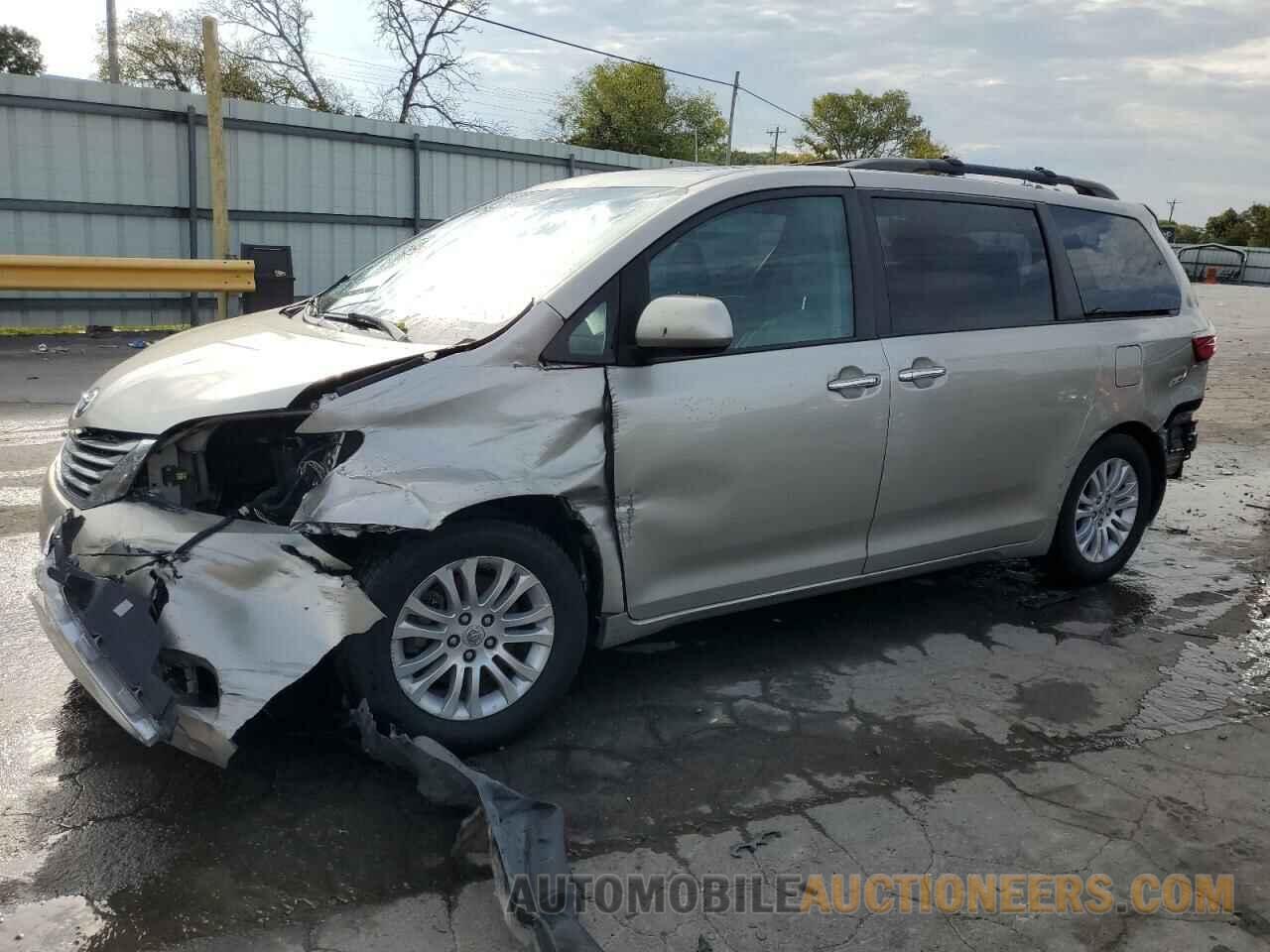 5TDYZ3DCXHS839497 TOYOTA All Models 2017