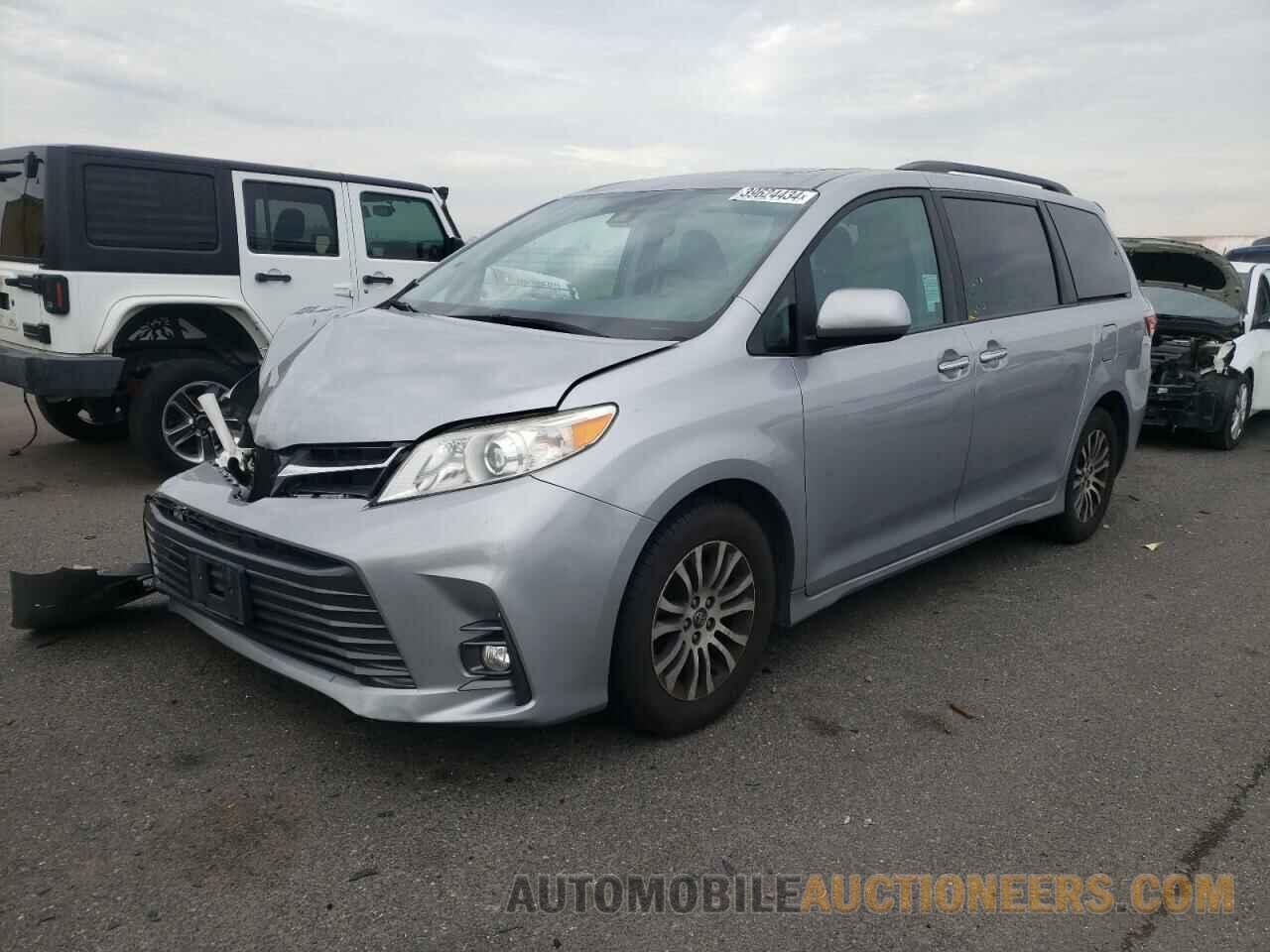 5TDYZ3DCXJS916956 TOYOTA All Models 2018