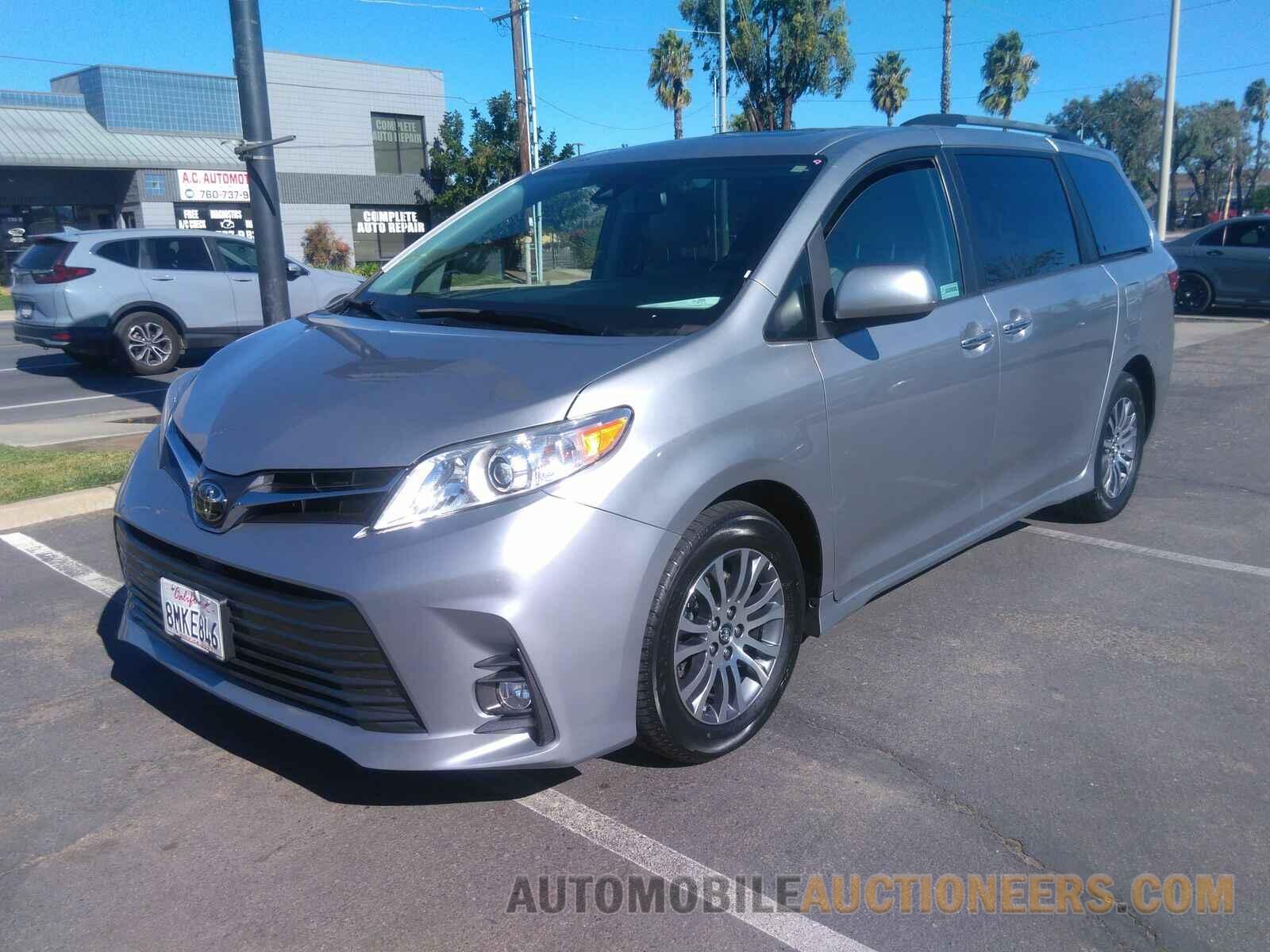 5TDYZ3DCXJS935751 Toyota Sienna 2018