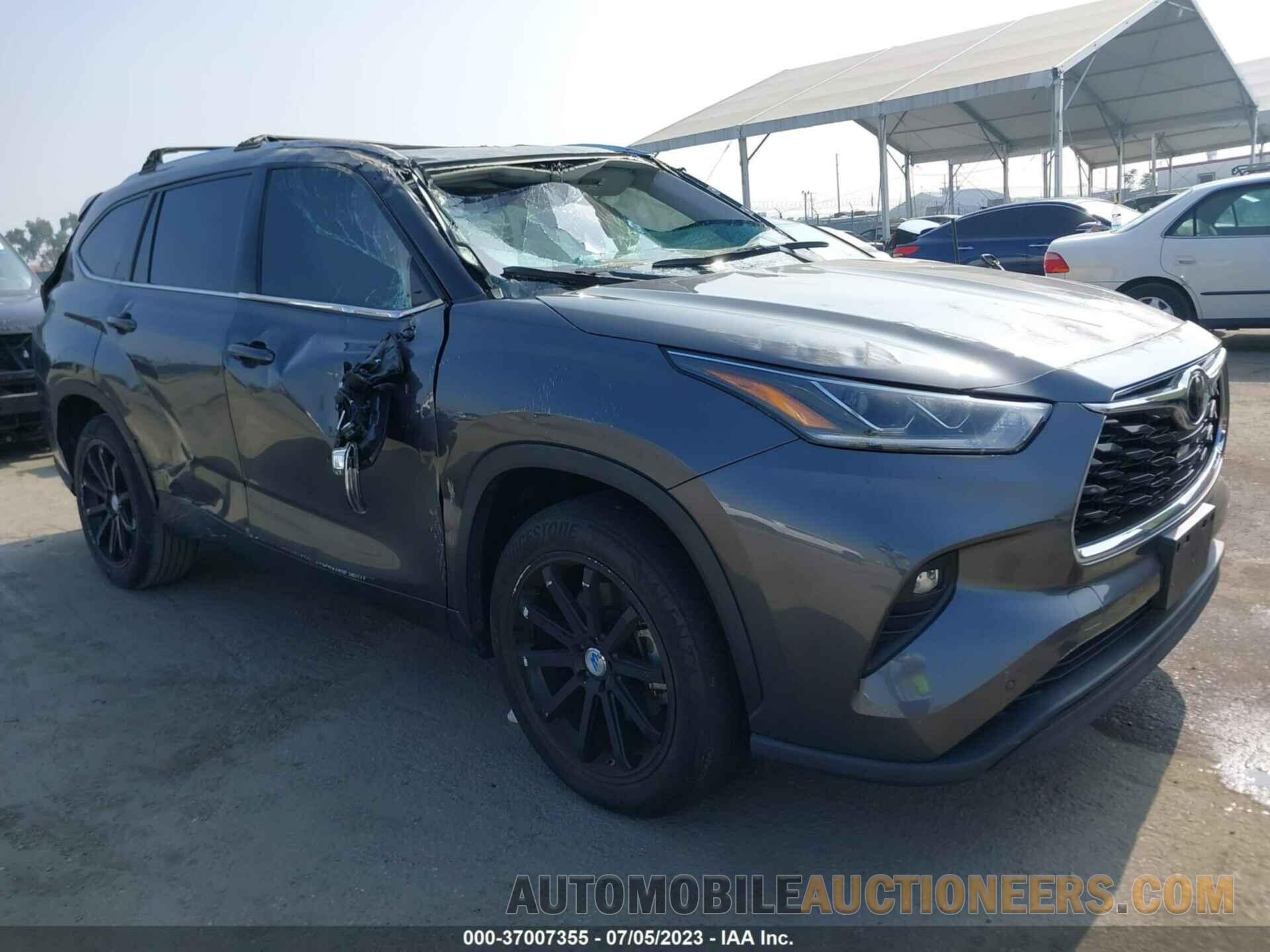 5TDYZRAH1MS053875 TOYOTA HIGHLANDER 2021