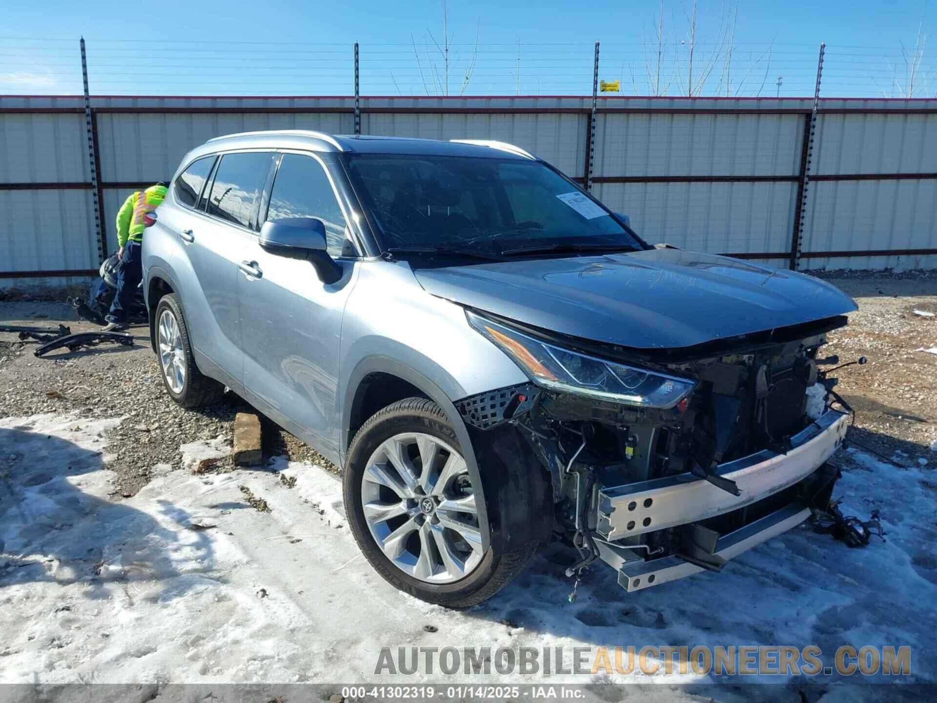 5TDYZRAH2MS035935 TOYOTA HIGHLANDER 2021