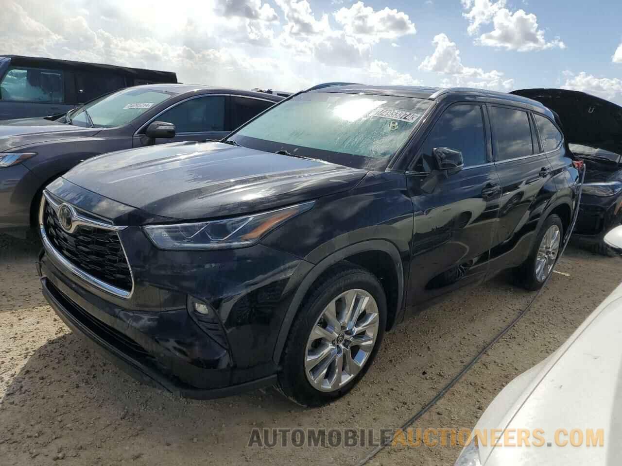 5TDYZRAH7MS037468 TOYOTA HIGHLANDER 2021