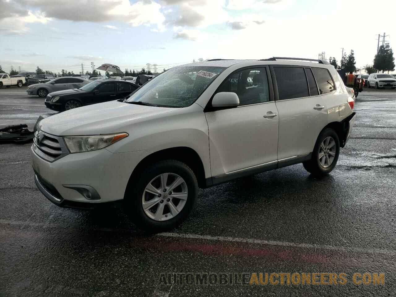 5TDZA3EH3DS038216 TOYOTA HIGHLANDER 2013