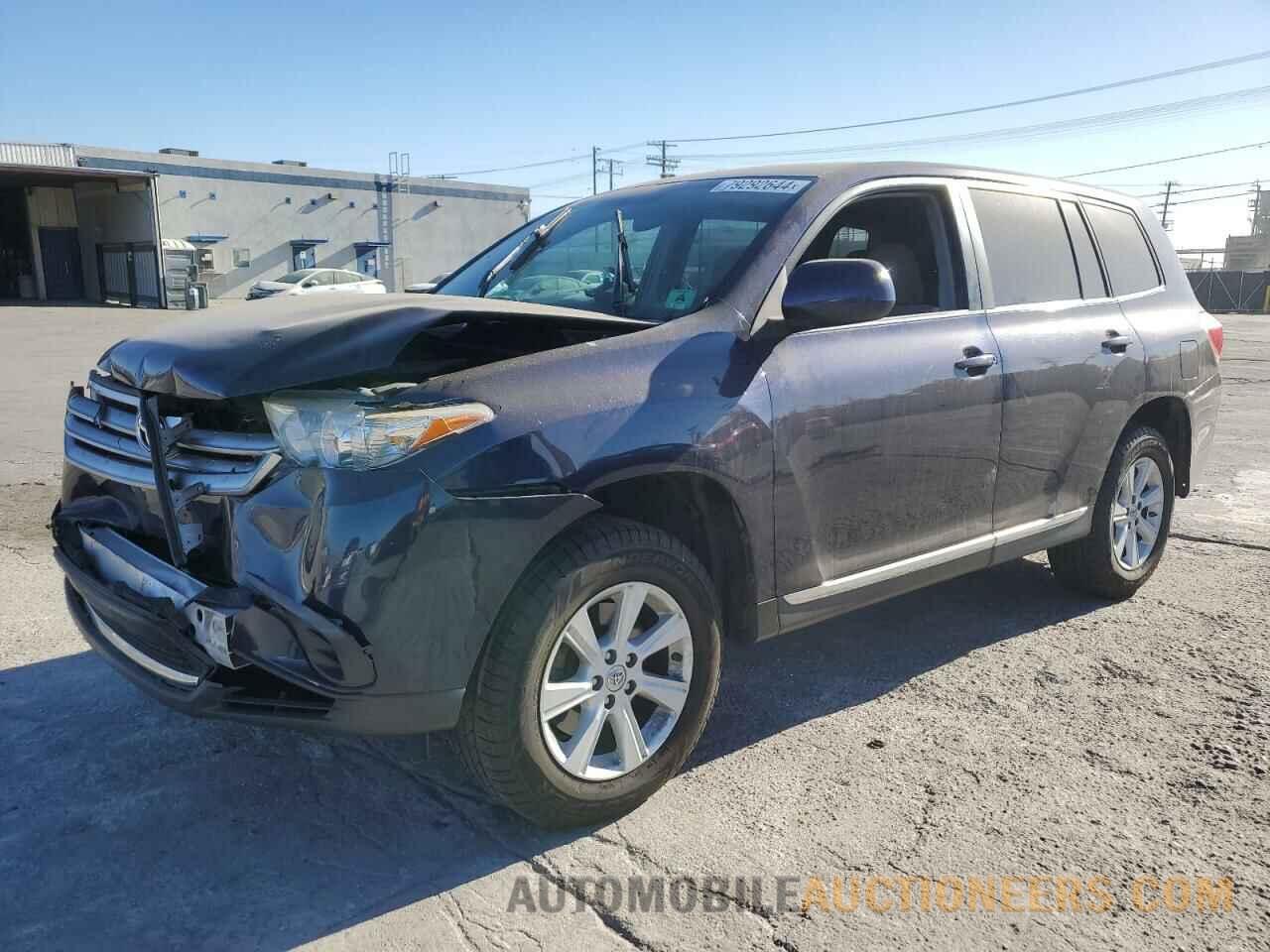 5TDZA3EH6DS043104 TOYOTA HIGHLANDER 2013