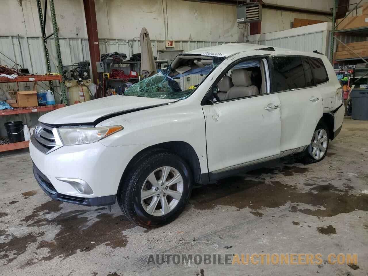 5TDZA3EH8DS046490 TOYOTA HIGHLANDER 2013