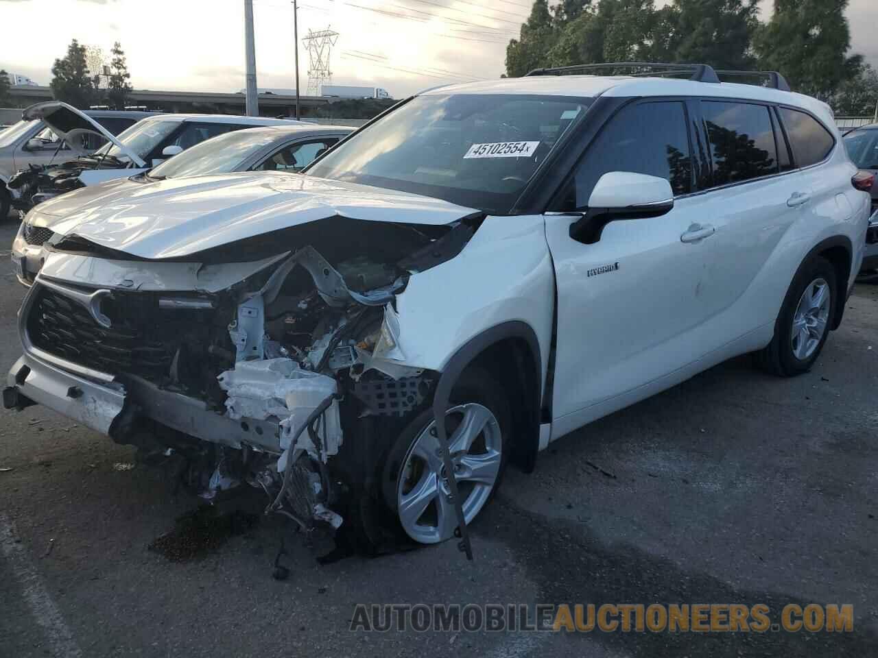 5TDZARAH2MS006141 TOYOTA HIGHLANDER 2021