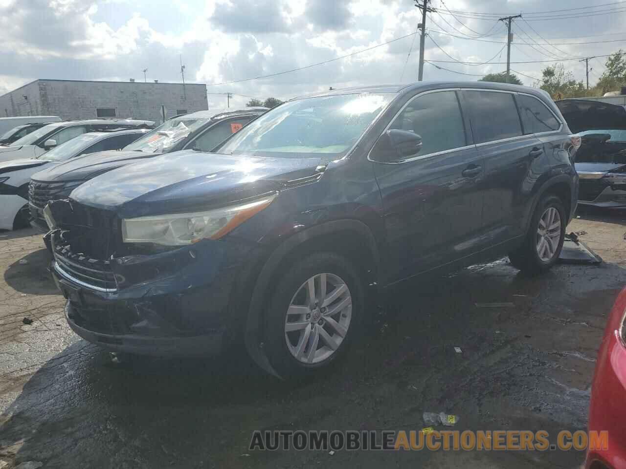 5TDZARFH0FS013679 TOYOTA HIGHLANDER 2015