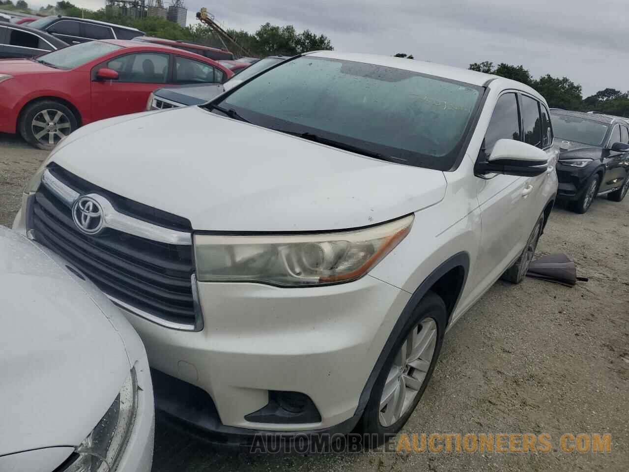 5TDZARFH0FS015982 TOYOTA HIGHLANDER 2015