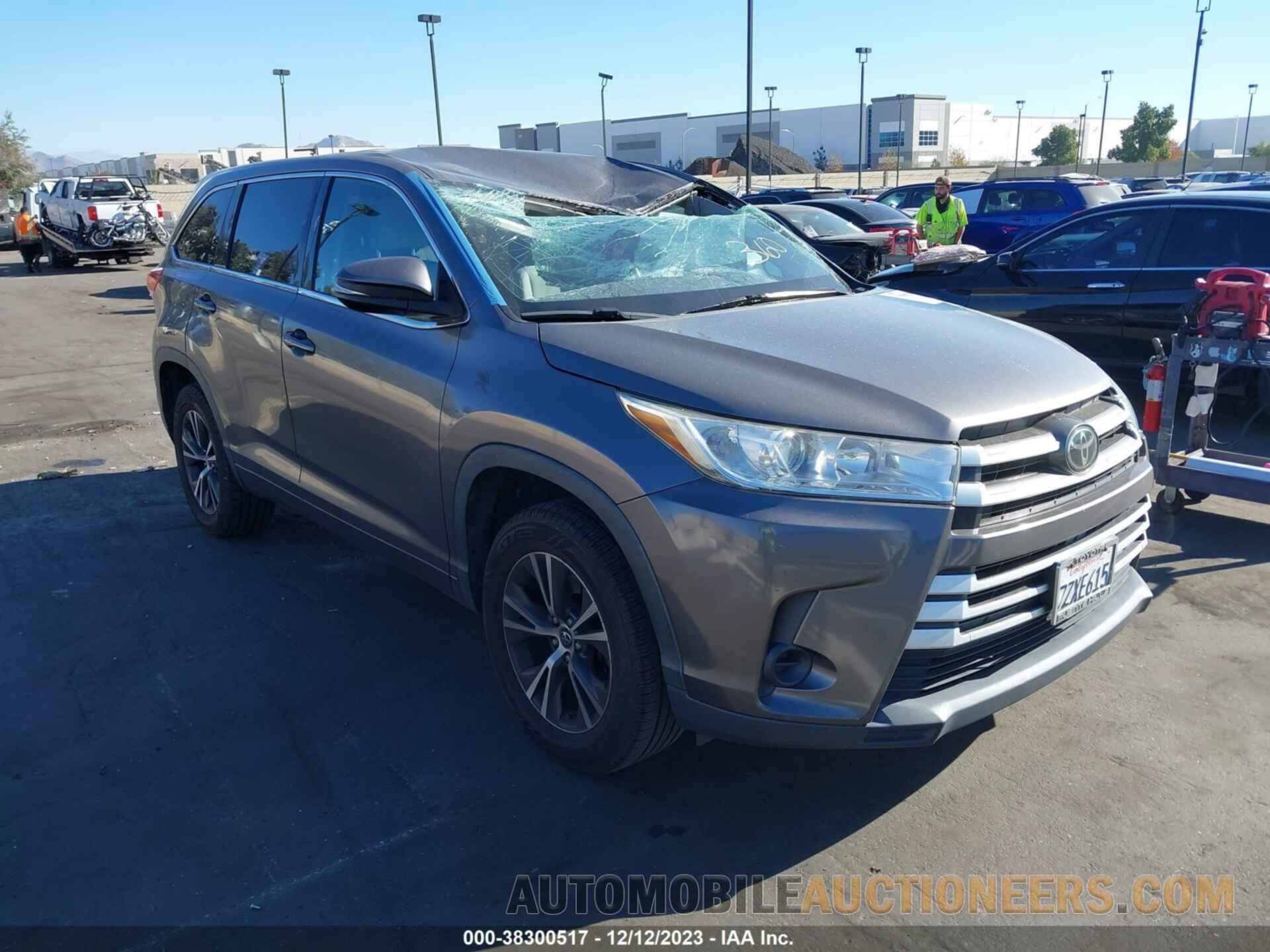 5TDZARFH0HS031196 TOYOTA HIGHLANDER 2017