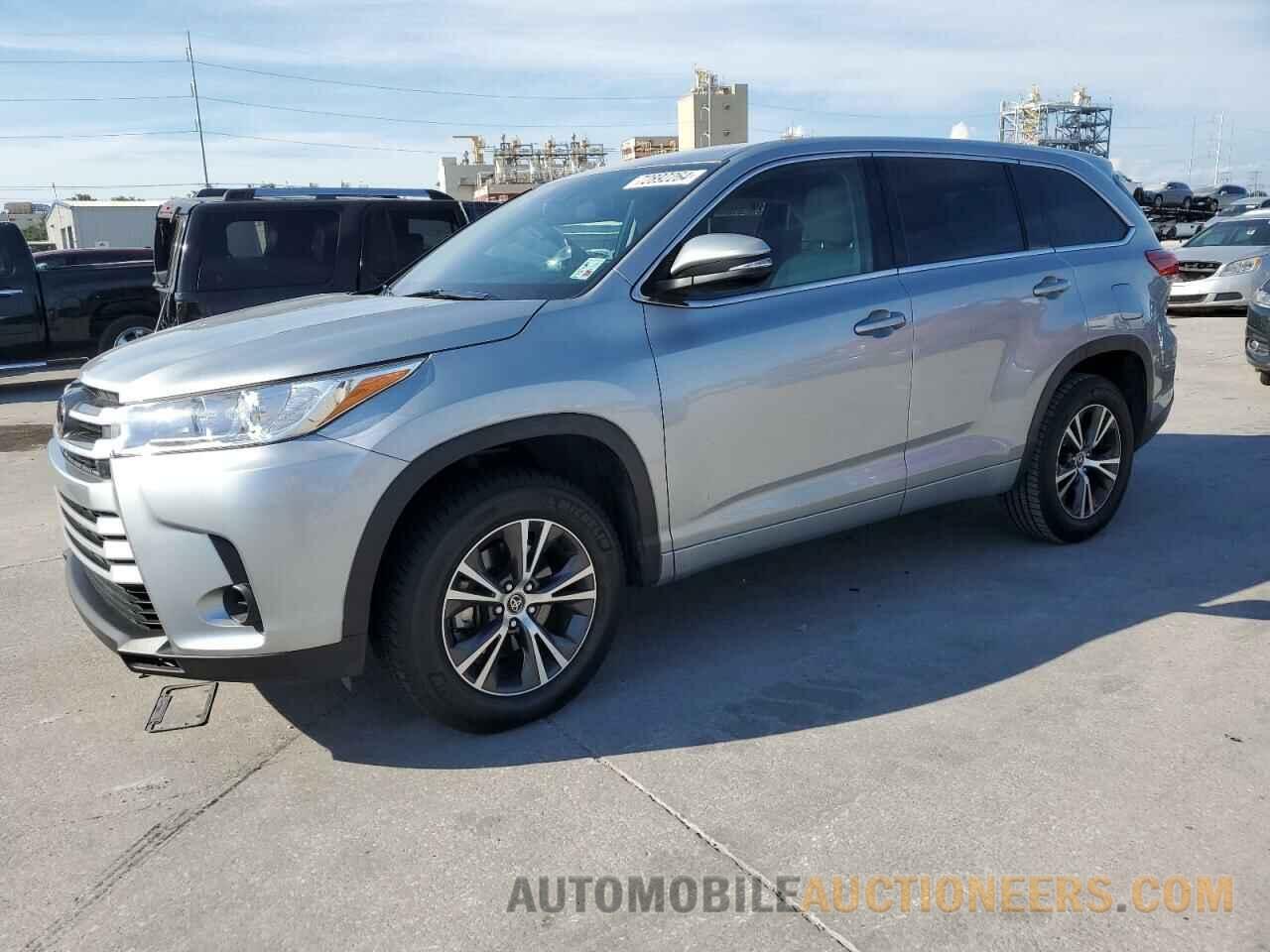 5TDZARFH0HS031361 TOYOTA HIGHLANDER 2017