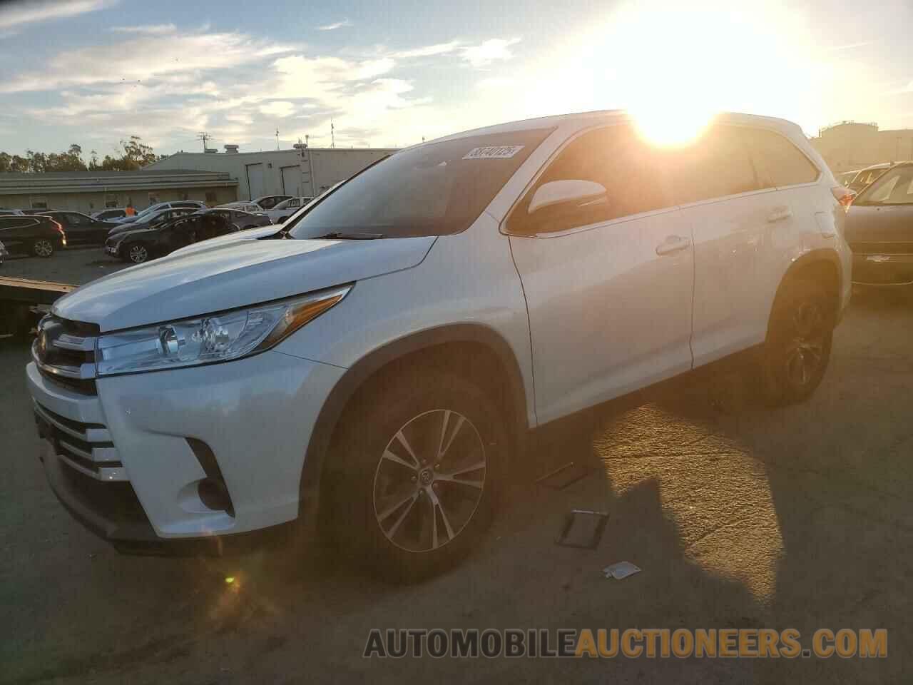 5TDZARFH0KS052637 TOYOTA HIGHLANDER 2019