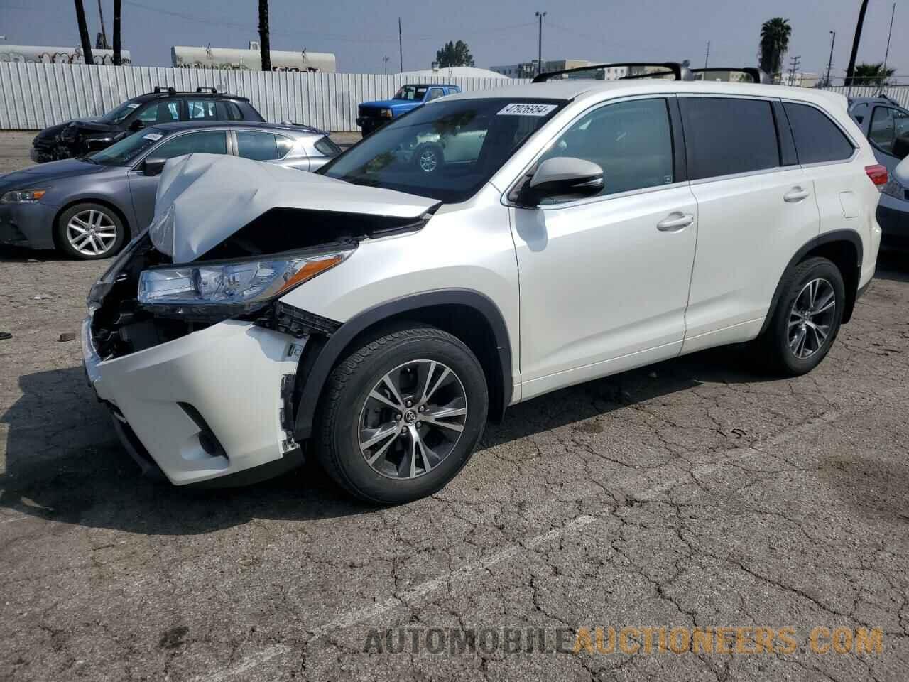 5TDZARFH1JS041760 TOYOTA HIGHLANDER 2018