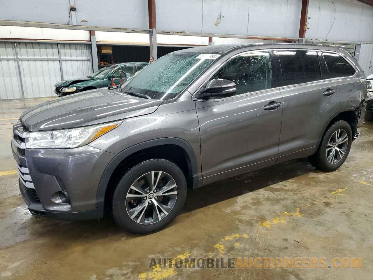 5TDZARFH2JS038124 TOYOTA HIGHLANDER 2018