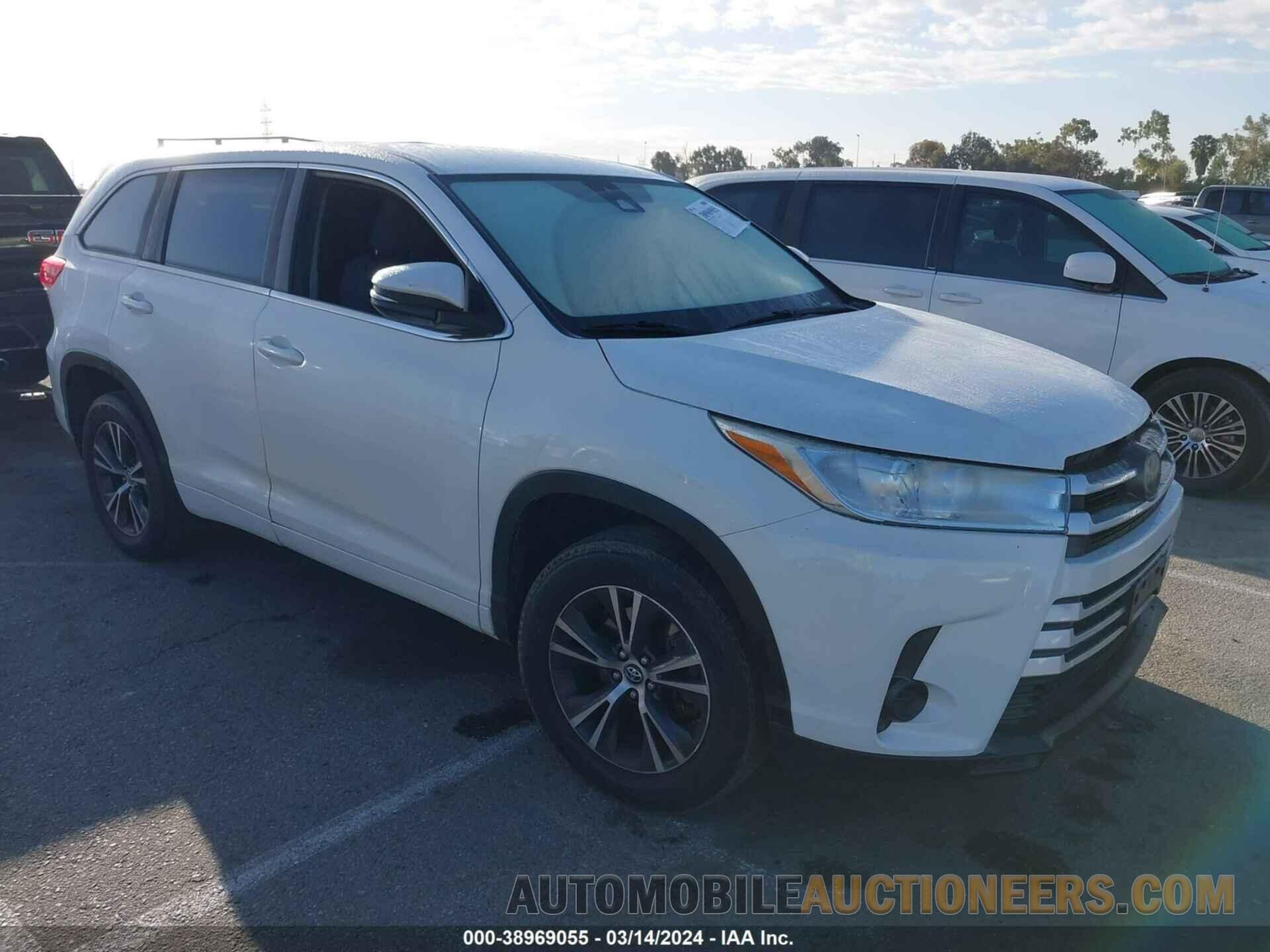 5TDZARFH2JS039547 TOYOTA HIGHLANDER 2018