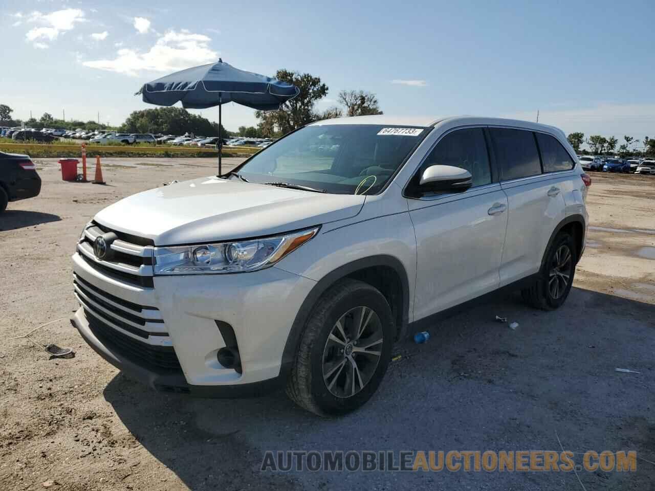 5TDZARFH2KS055863 TOYOTA HIGHLANDER 2019