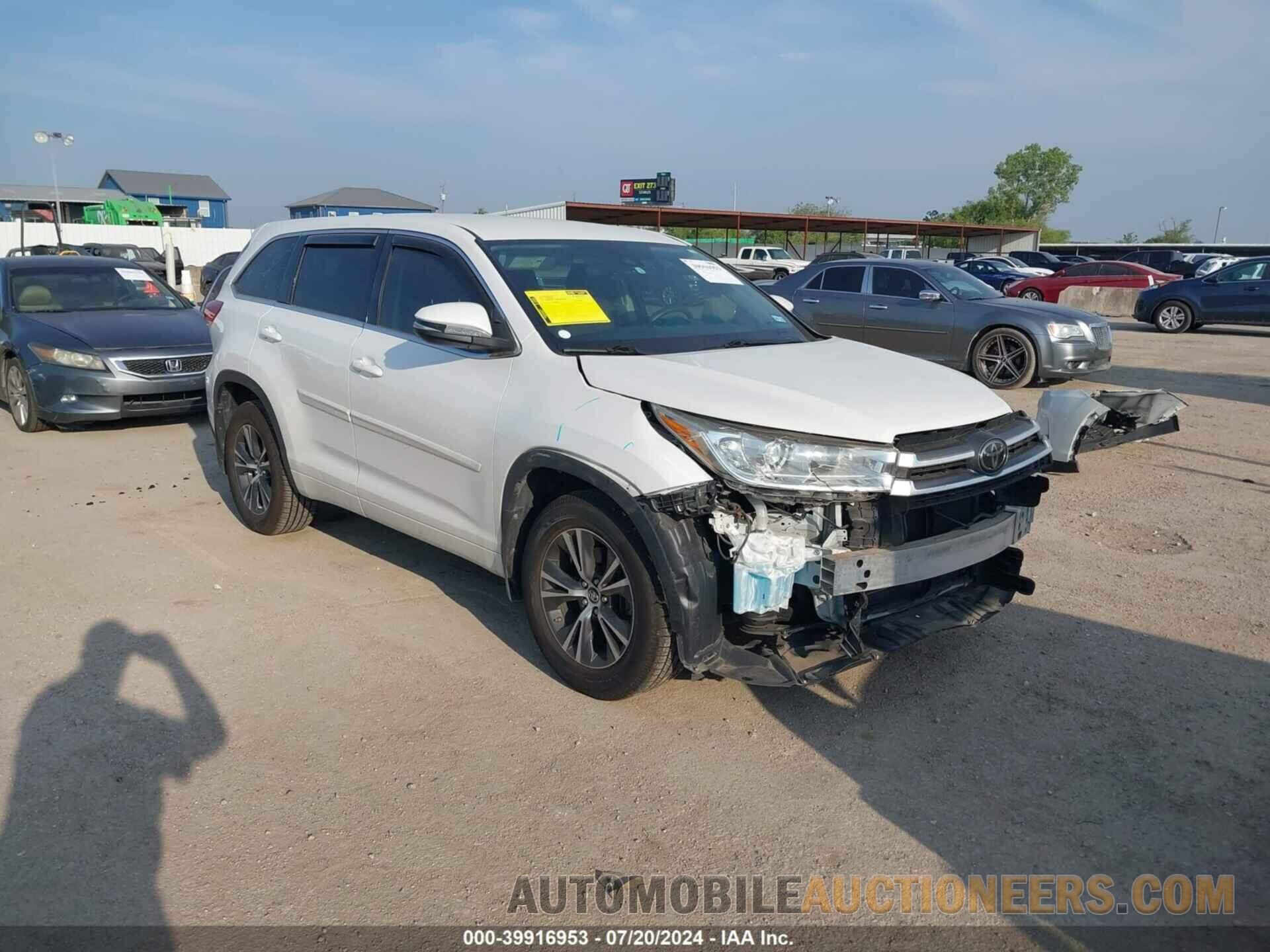 5TDZARFH3JS033031 TOYOTA HIGHLANDER 2018