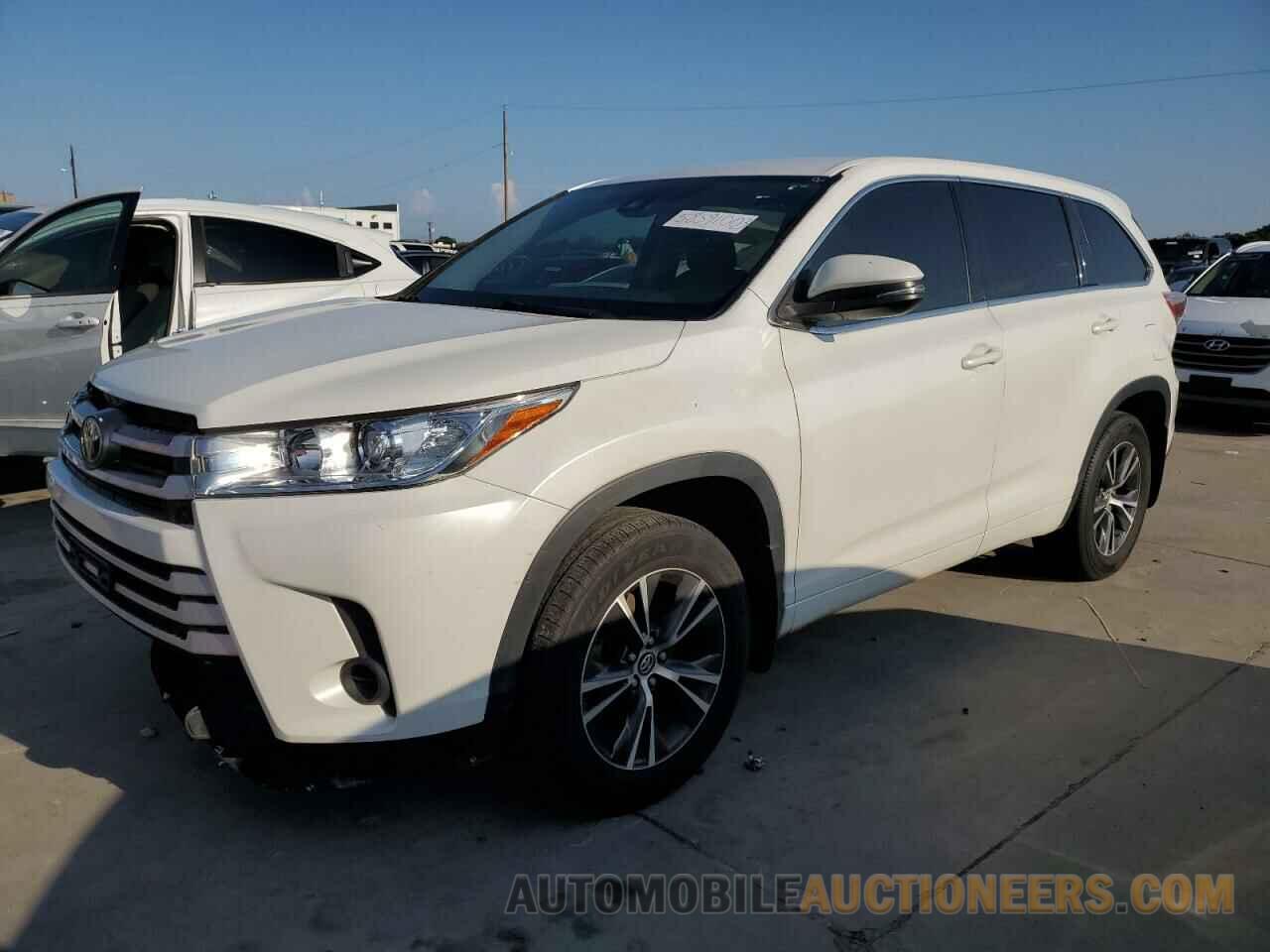 5TDZARFH4HS028477 TOYOTA HIGHLANDER 2017