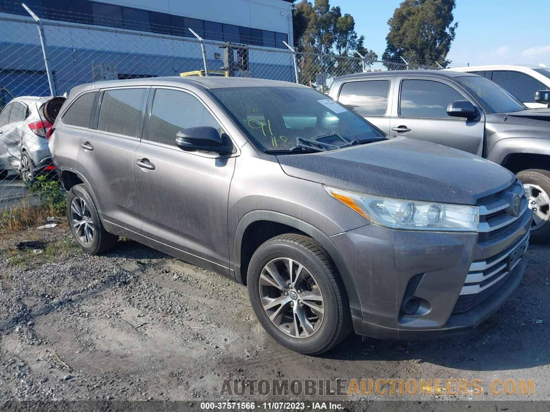 5TDZARFH4JS033863 TOYOTA HIGHLANDER 2018