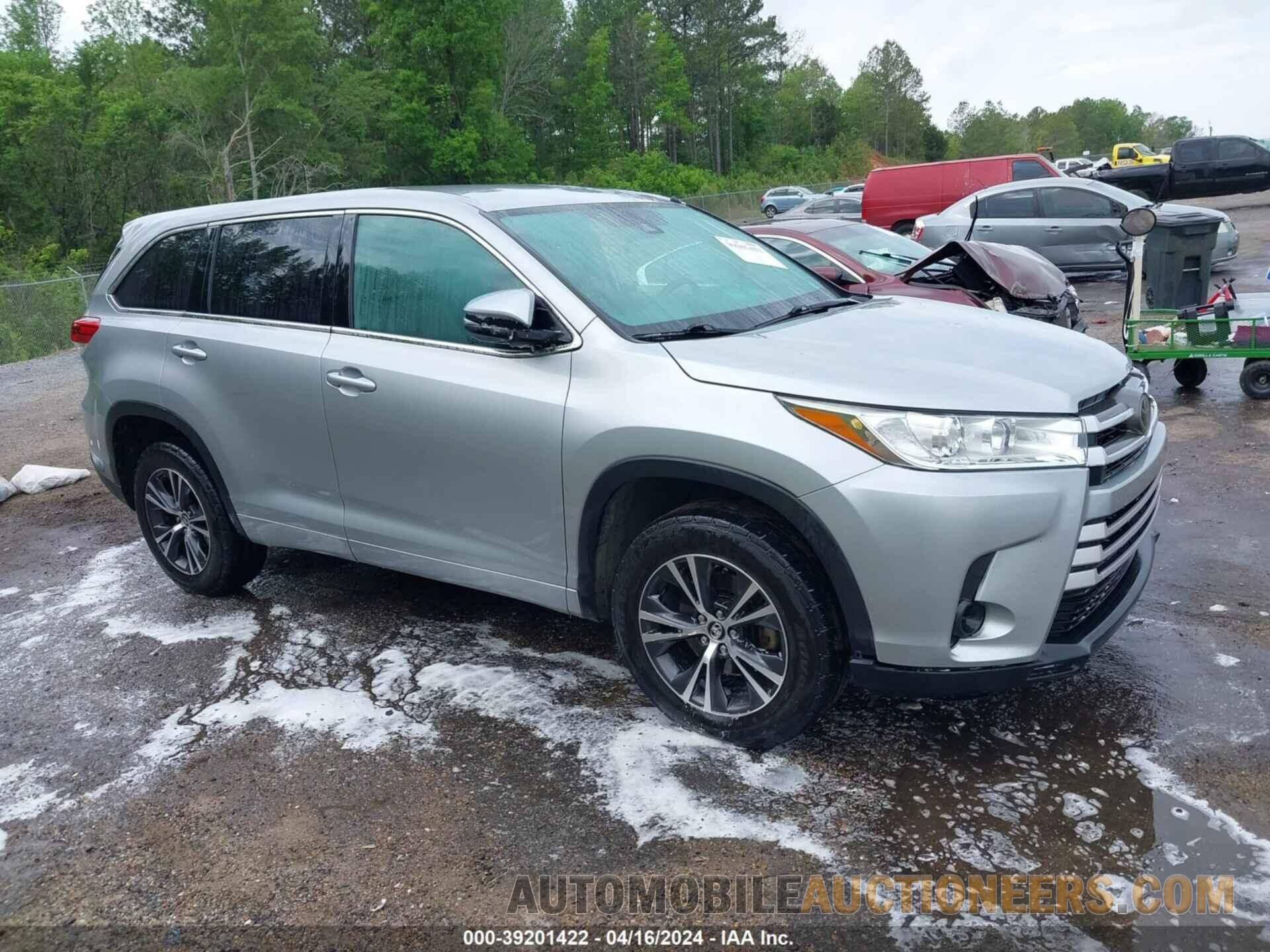 5TDZARFH4JS035922 TOYOTA HIGHLANDER 2018